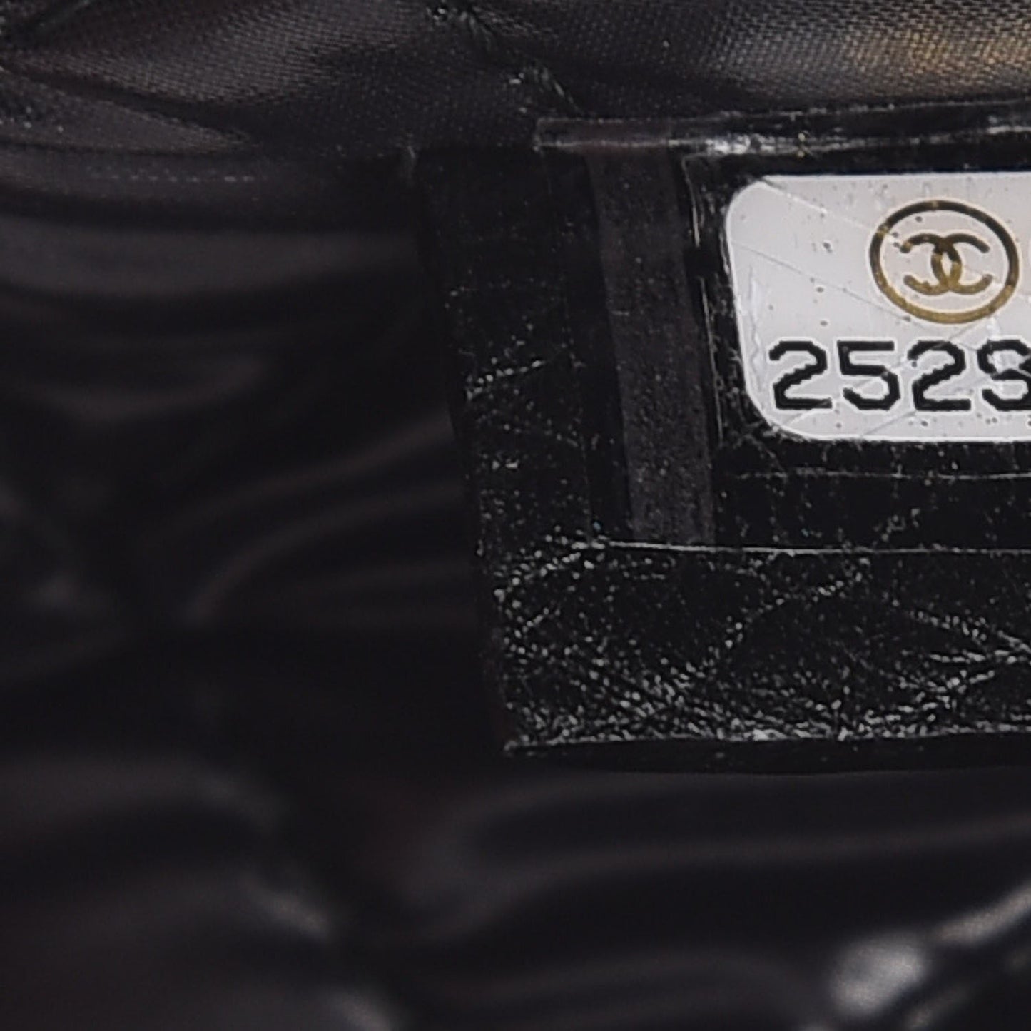 Grained Calfskin Quilted Small Curvy Pouch Cosmetic Case Black