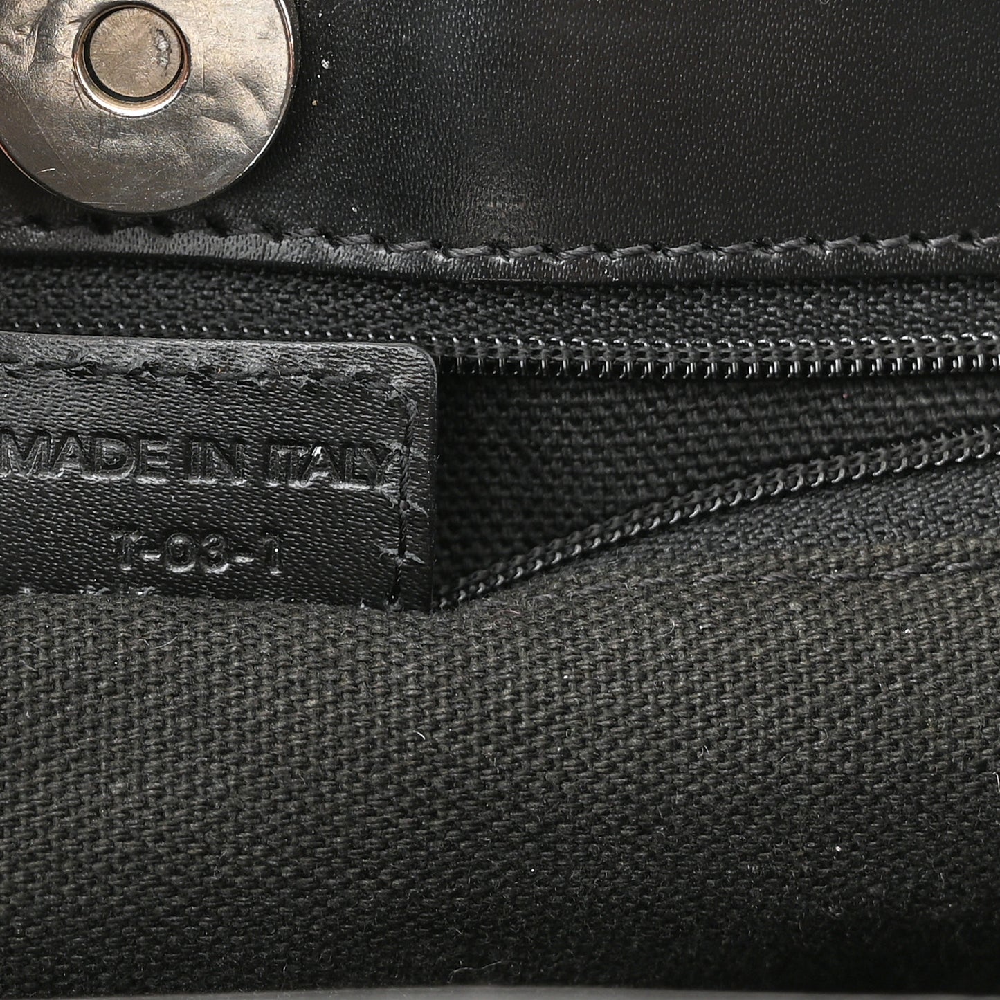 House Check Medium Tote Black