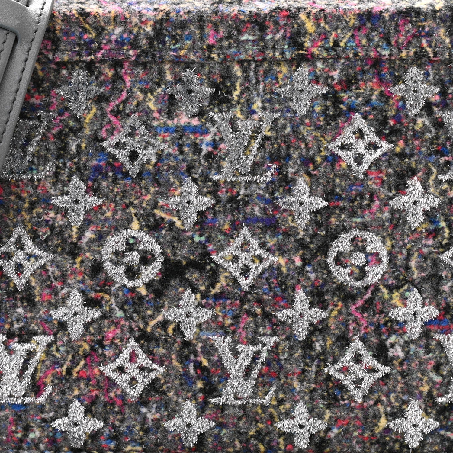 Louis Vuitton Wool Cotton Monogram Jacquard Embroidered LV Felt Soft Trunk Gris 8 of 10