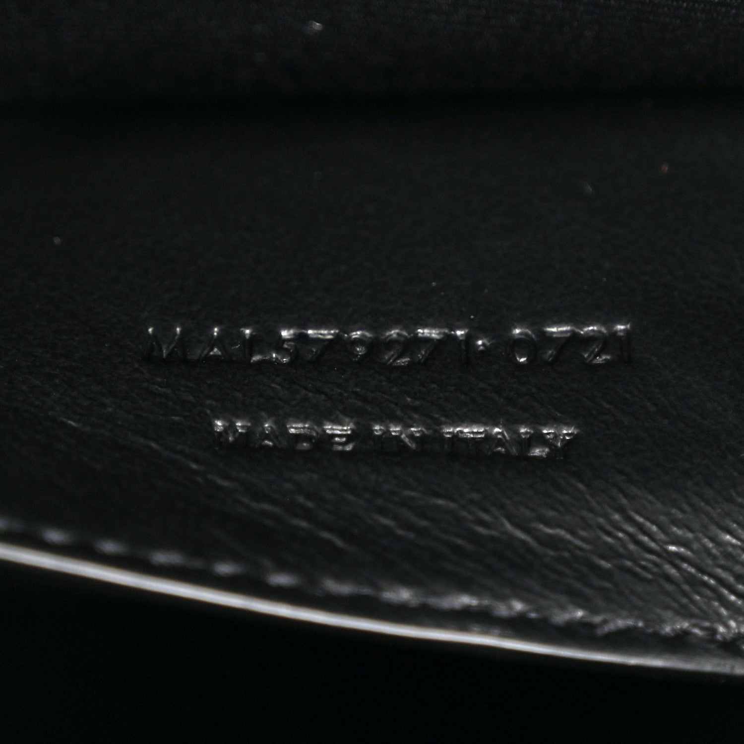 Saint Laurent Shiny Calfskin Crocodile Embossed Manhattan Baguette Black 7 of 10