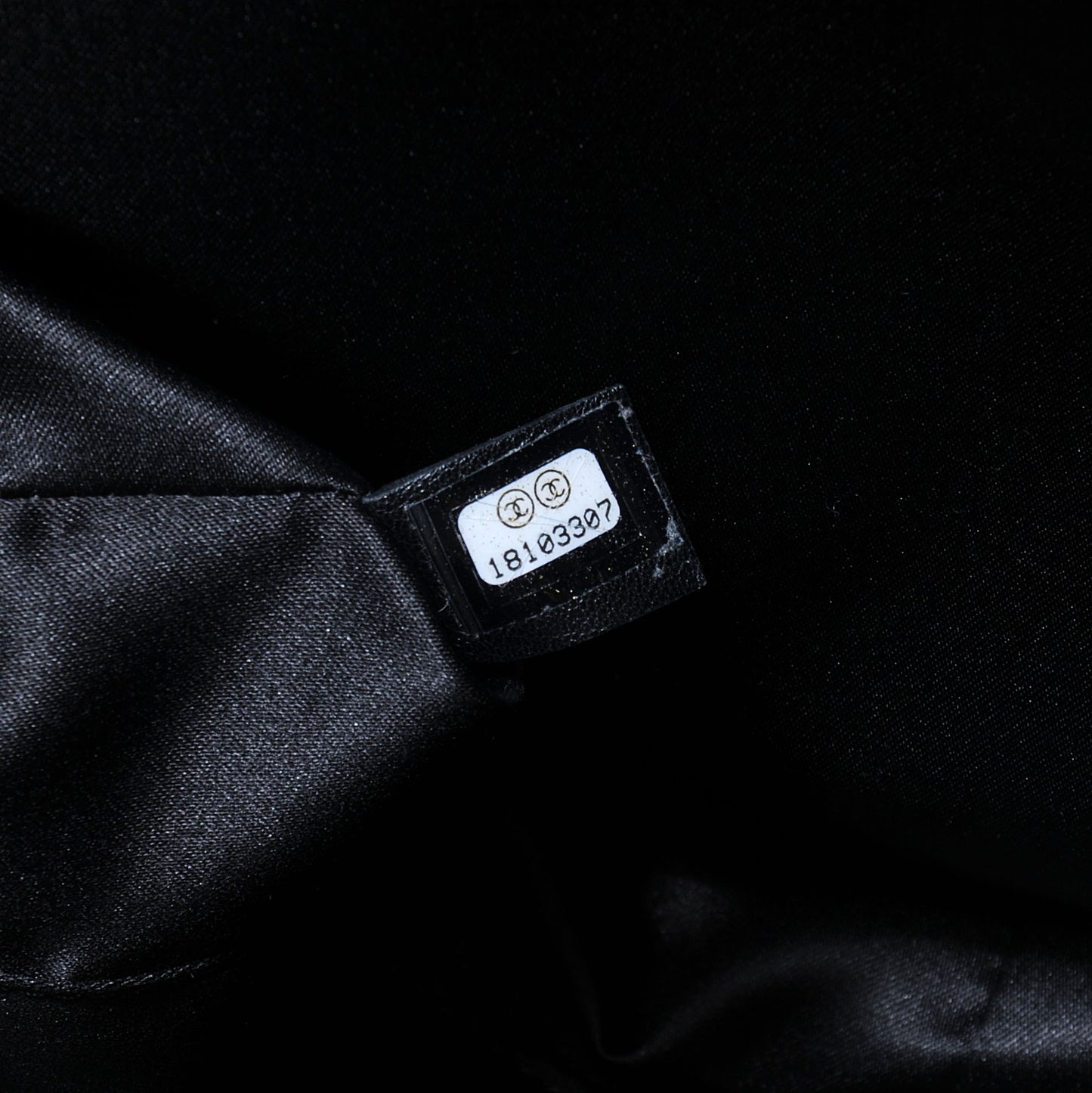 Caviar Grand Shopping Tote GST Black