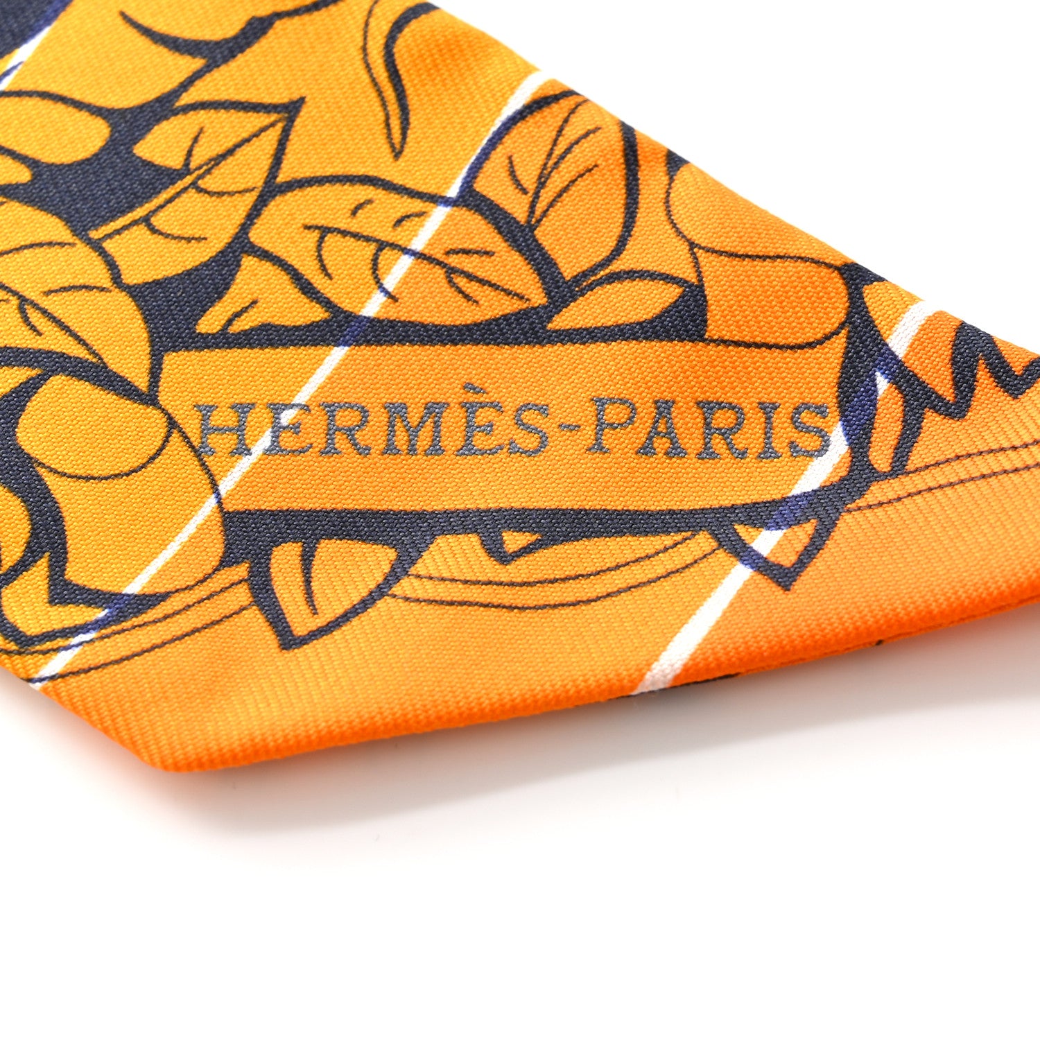 Hermes Silk Jungle Love Rainbow Twilly Orange Encre Vieux Rose 2 of 4