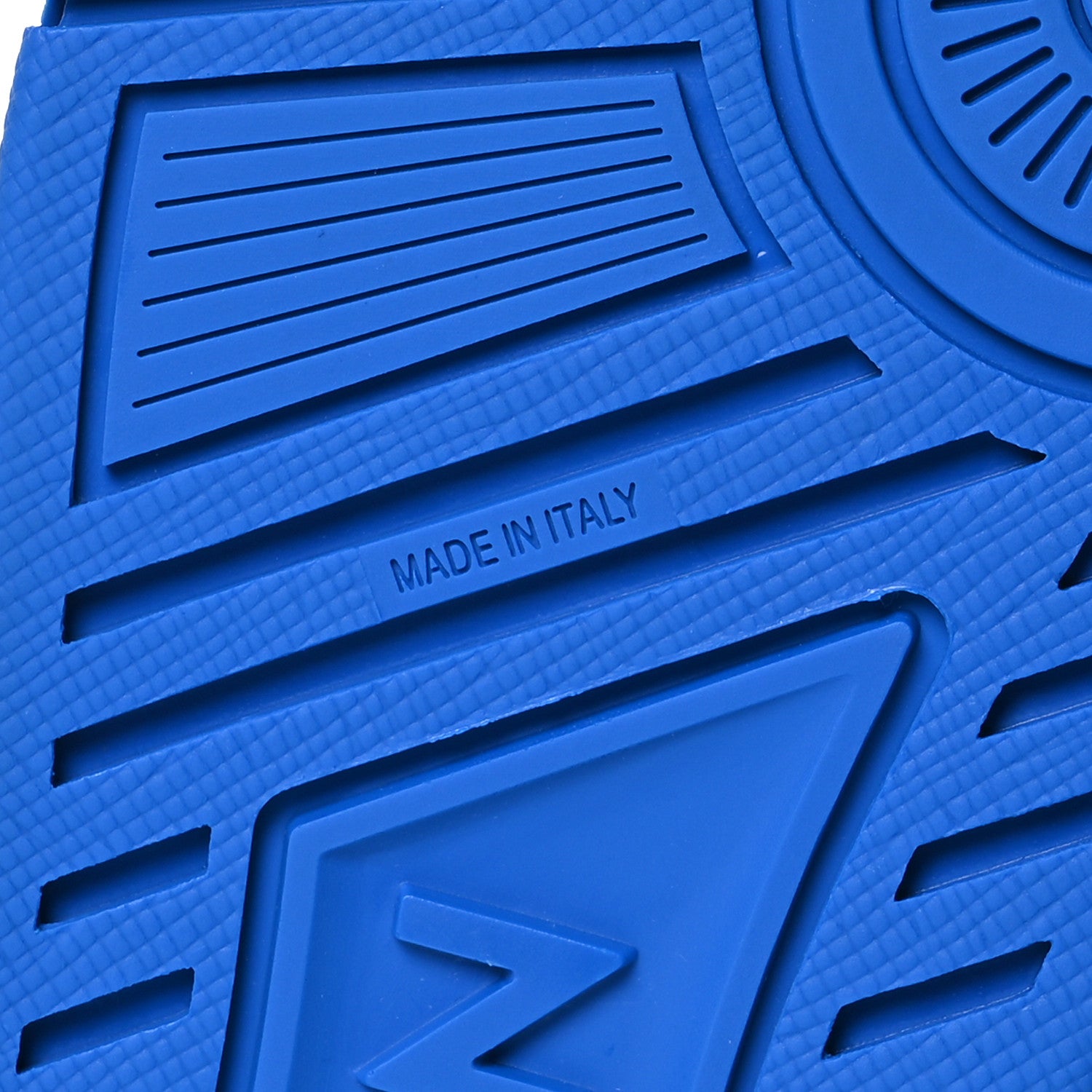 Louis Vuitton Damier Pop Grained Calfskin Mens LV Trainer Sneakers 10 Blue 7 of 11