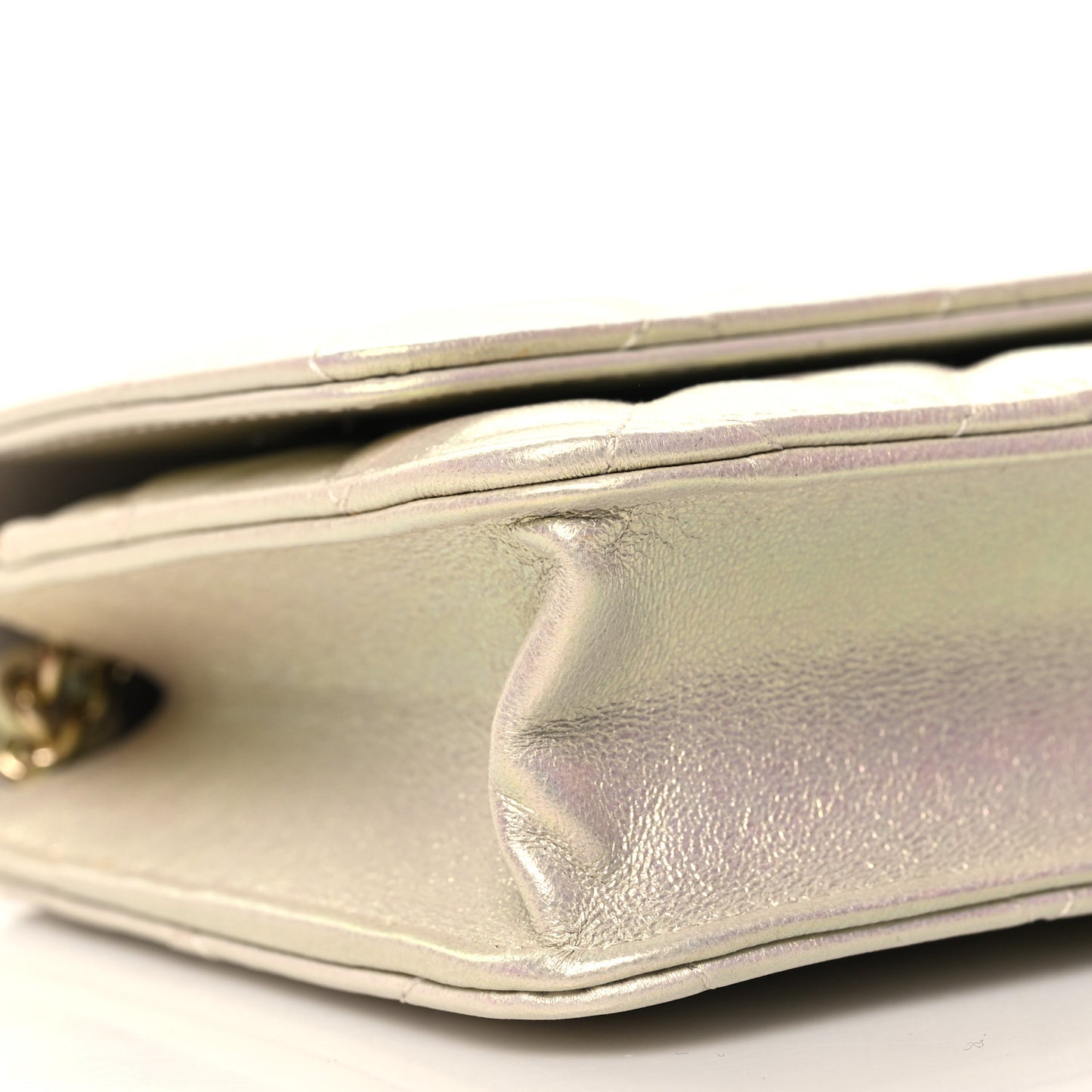 Iridescent Lambskin Quilted Wallet On Chain WOC Ivory