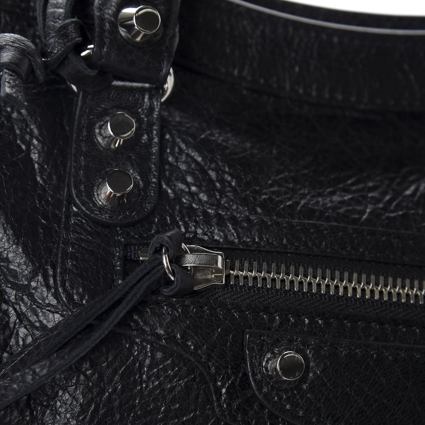 Agneau Classic Hardware S City Logo Strap Black White