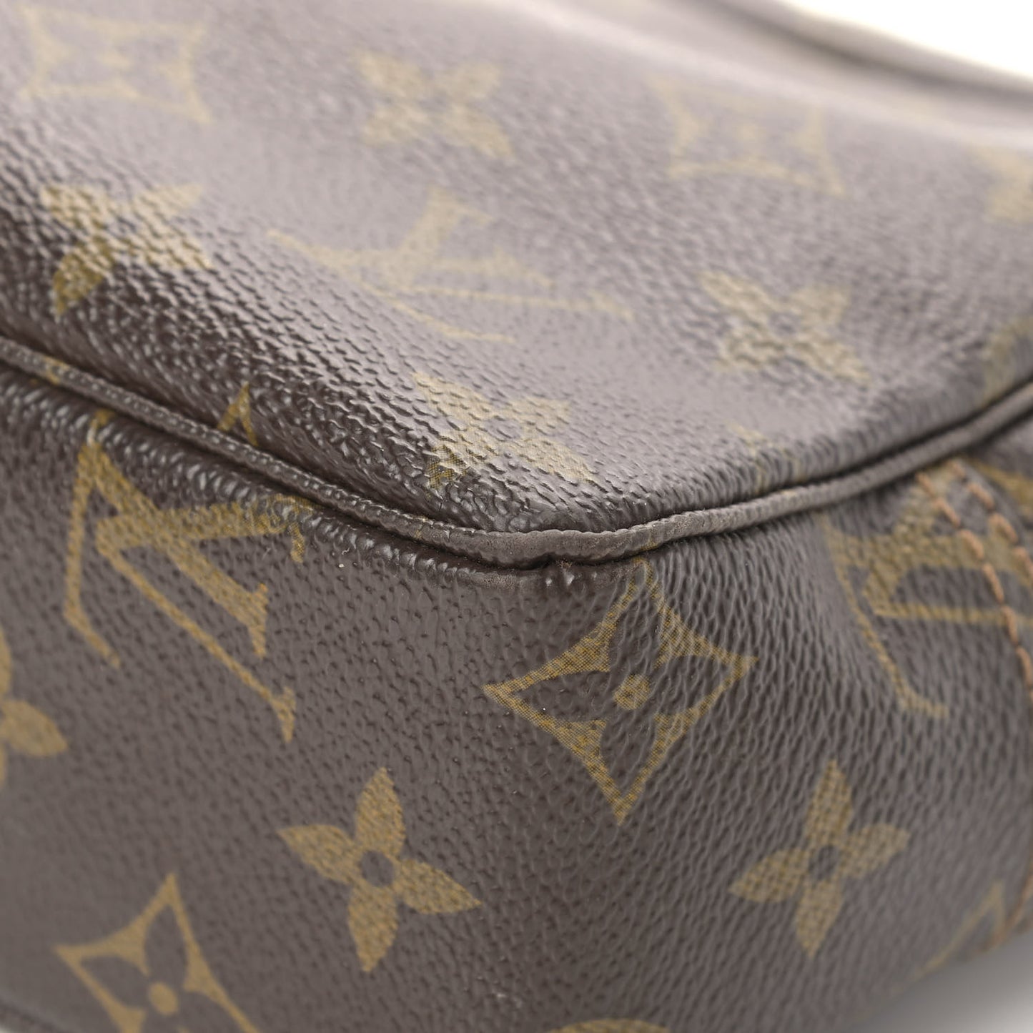 Monogram Trousse Toilette 23