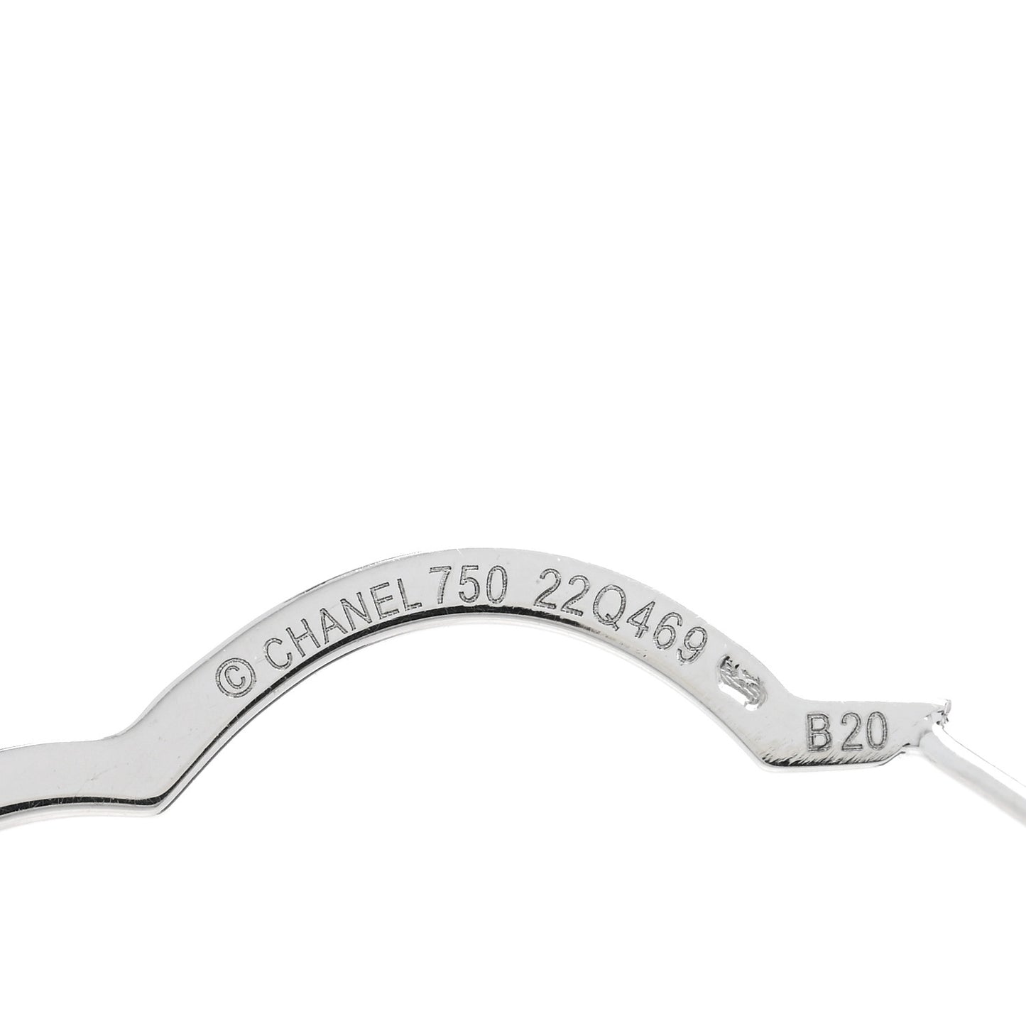 18K White Gold Large Profil de Camelia Hoop Earrings