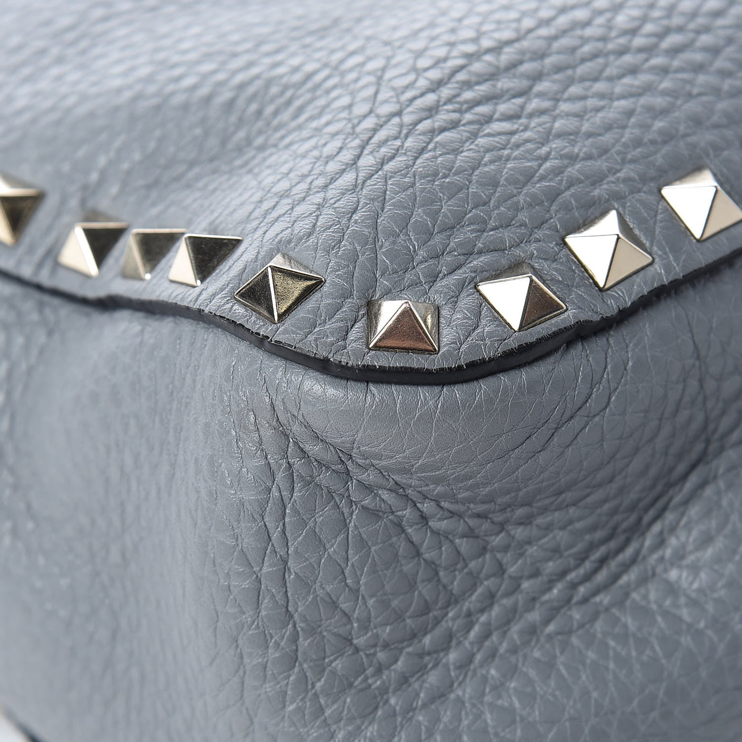 Valentino Garavani Pebbled Calfskin Large Rockstud Flip-Lock Messenger Bag Light Stone 10 of 15