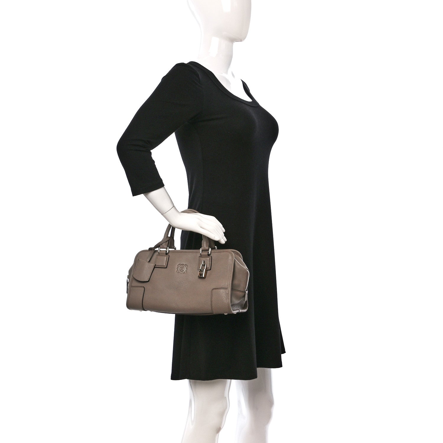 Loewe Calfskin Amazona 28 Taupe 2 of 8