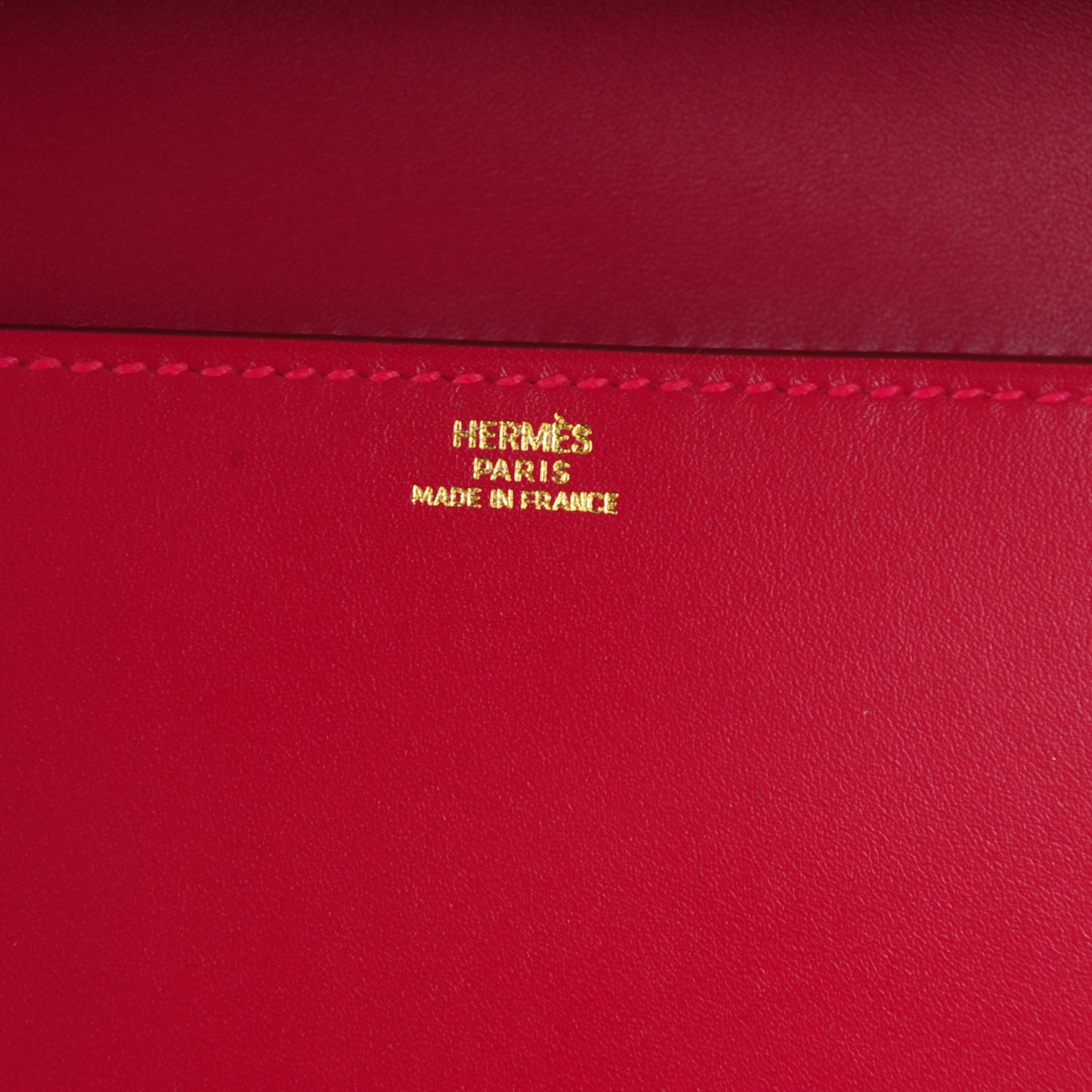 Tadelakt Medor 23 Clutch Rouge Vif