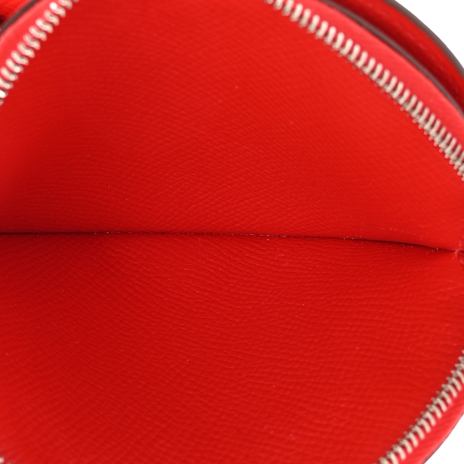 Hermes Epsom In-The-Loop-To-Go Pochette Multicolore Rouge de Coeur 5 of 9