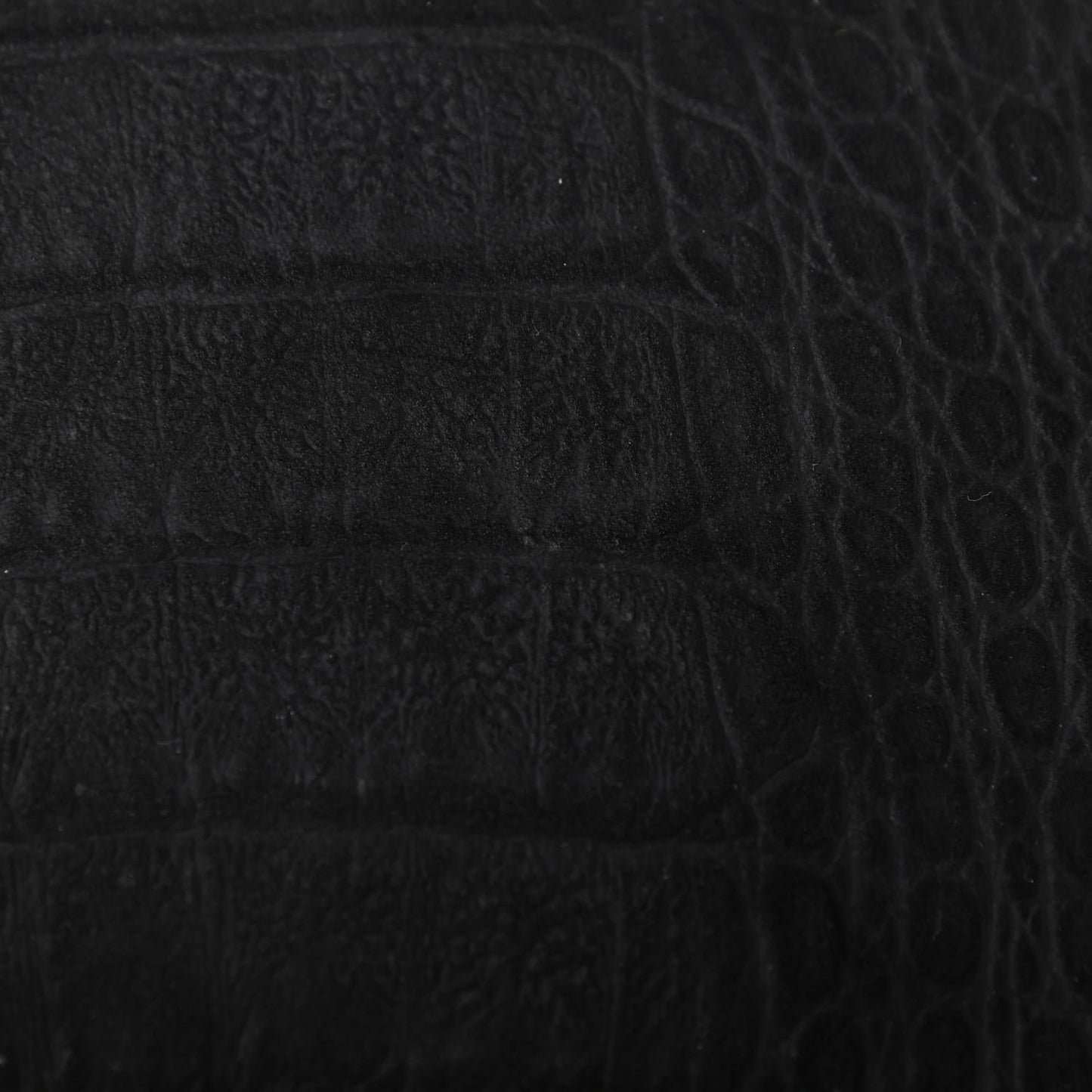 Calfskin Crocodile Embossed Tablet Pouch Black