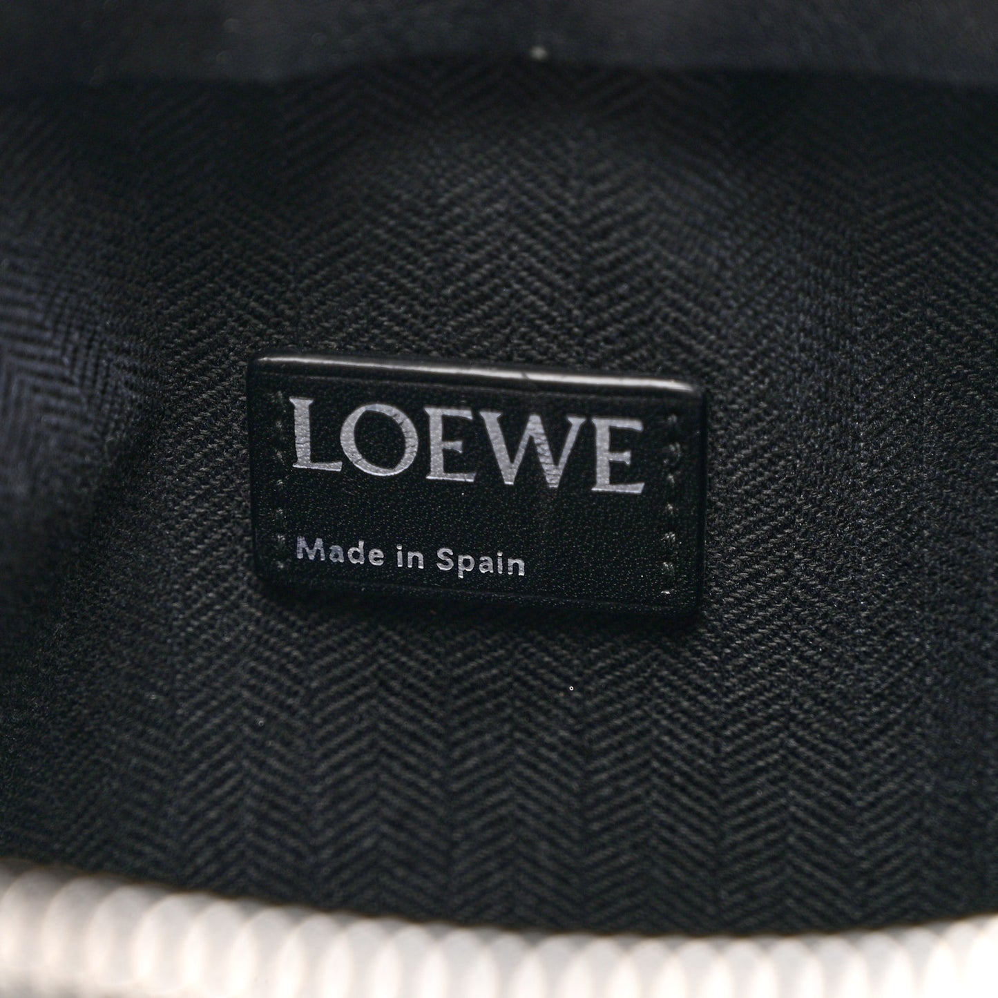 Calfskin T Pouch Black