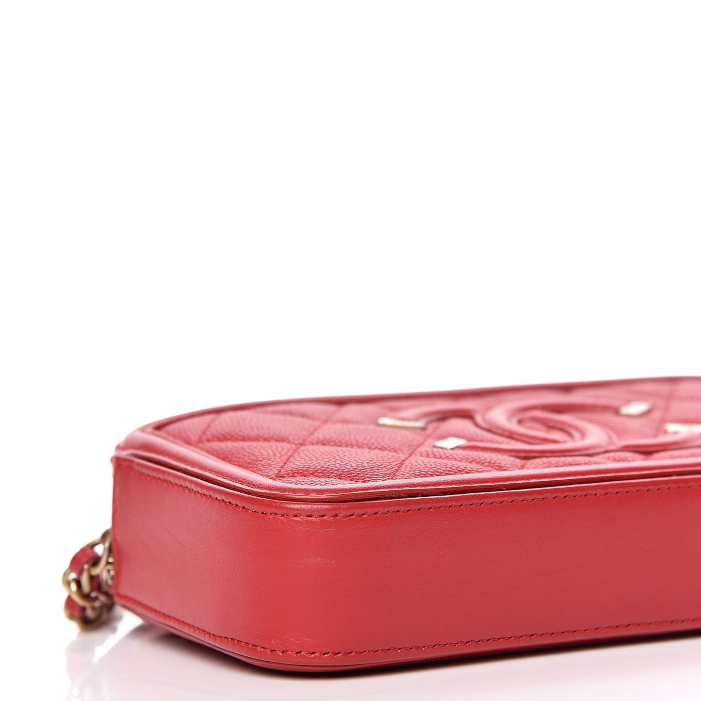 Caviar Quilted CC Filigree Clutch With Chain Red