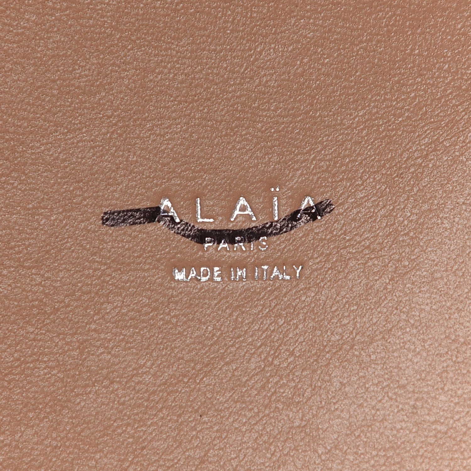 Alaia Lux Calfskin Vienne 32 Bag Perle 7 of 9