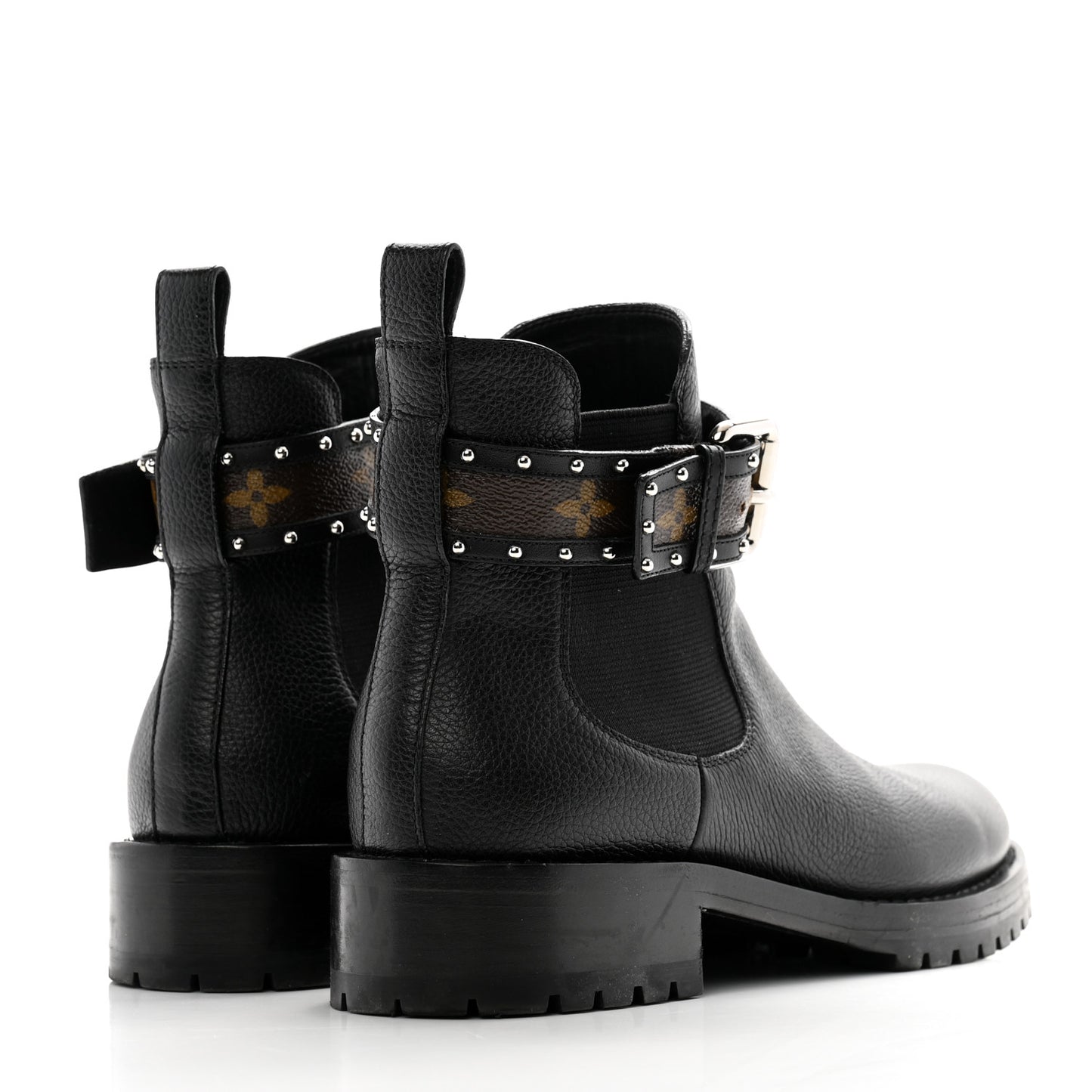 Grained Calfskin Monogram Discovery Flat Ankle Boots 40