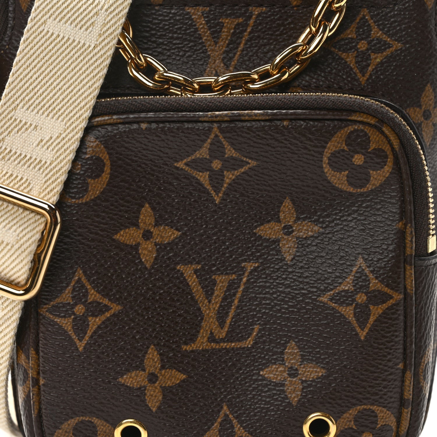 Louis Vuitton Monogram Utility Phone Sleeve 7 of 13