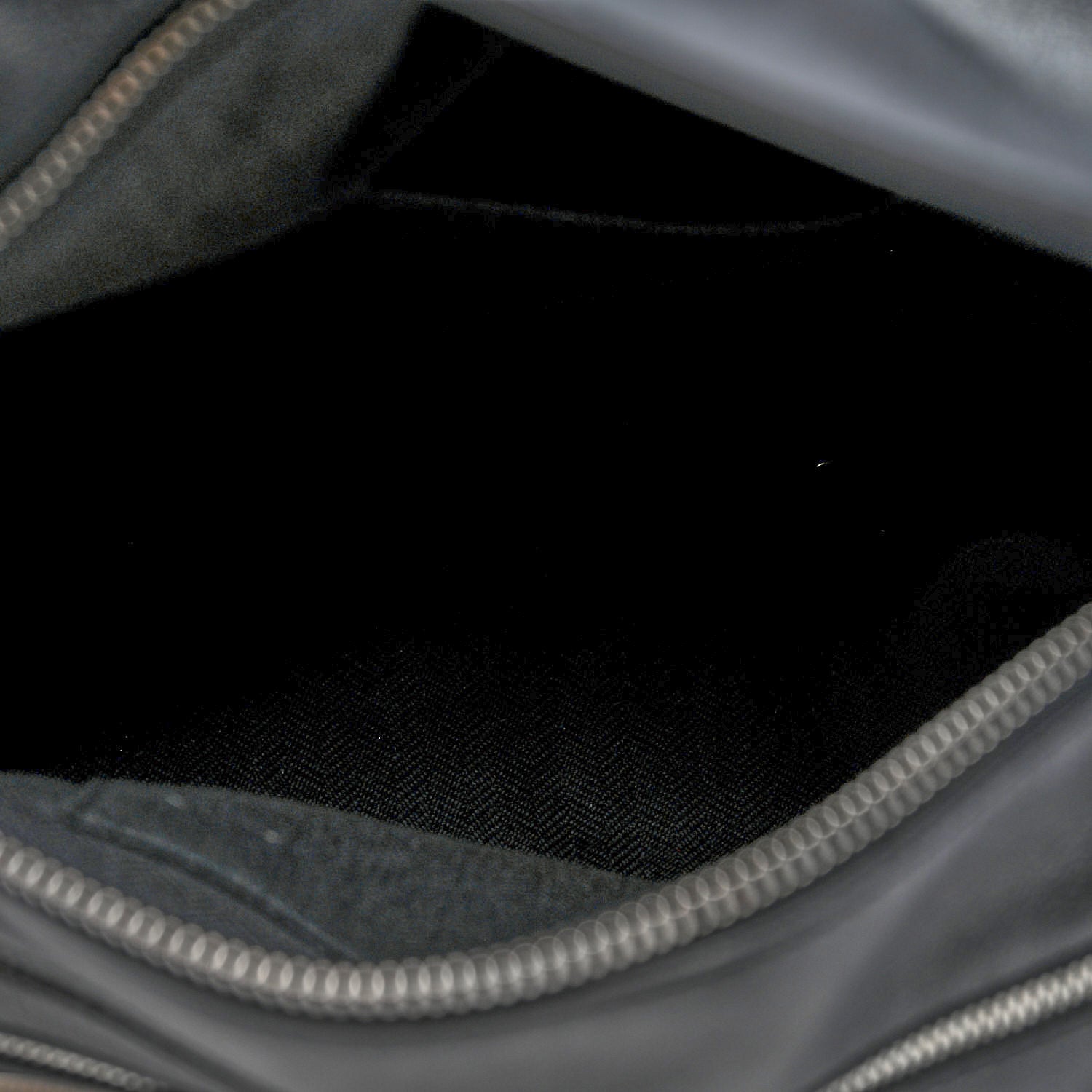 Loewe Calfskin Zipper Puzzle Bag Black 4 of 8