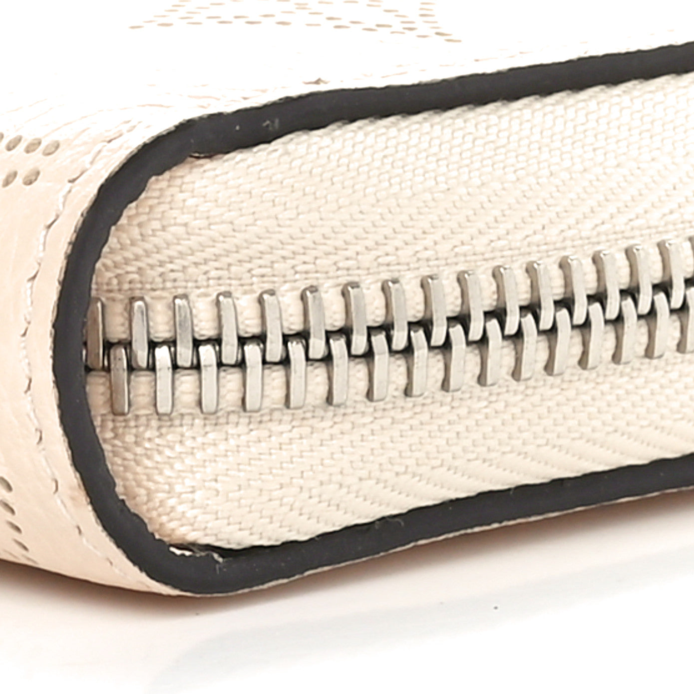 Mahina Zippy Wallet Ivory