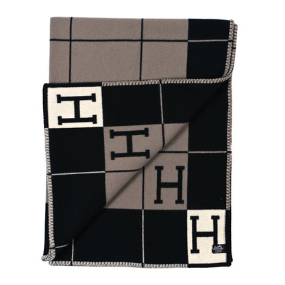Hermes Wool Cashmere Avalon III Blanket Ecru Black 2 of 4
