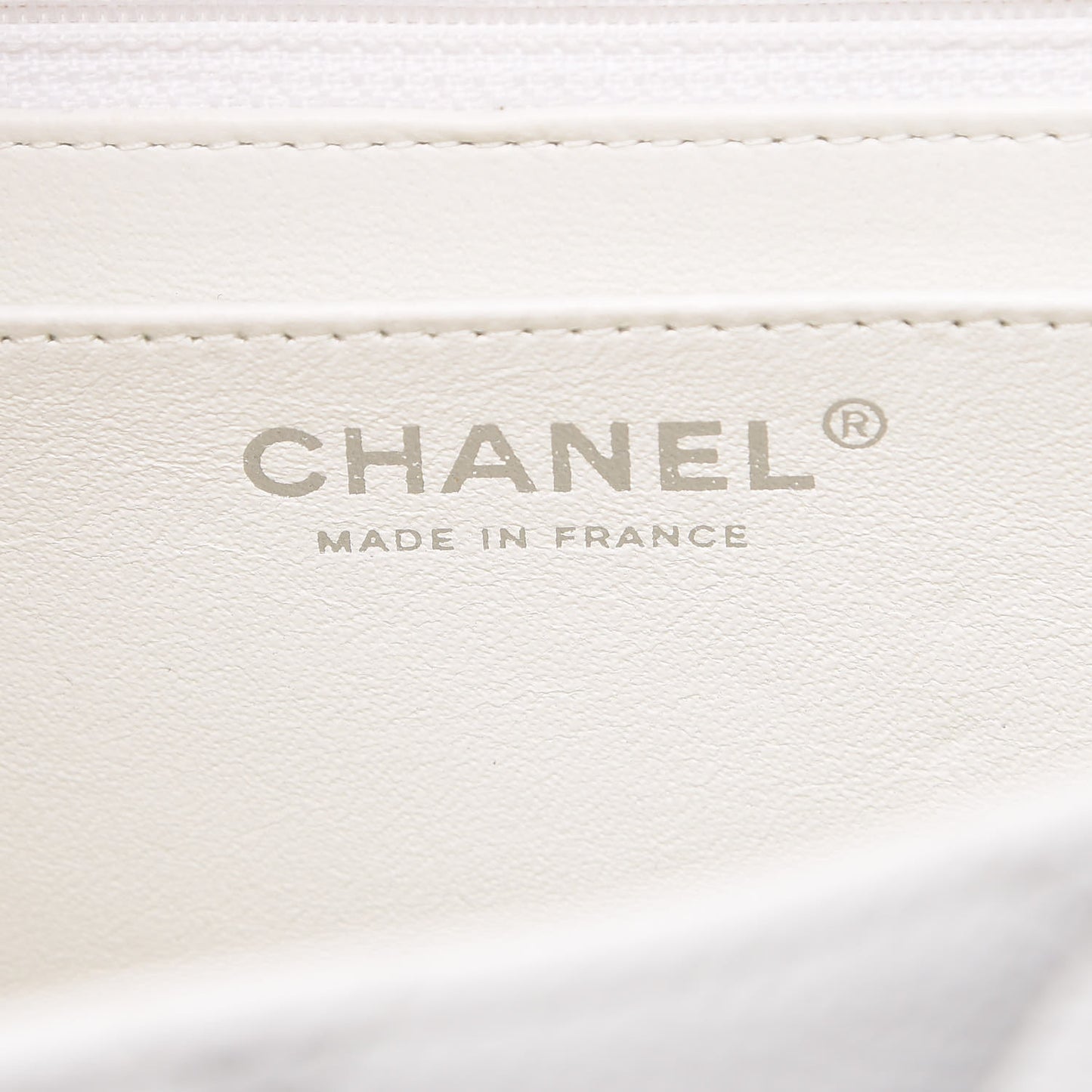 Caviar Quilted Jumbo Single Flap White