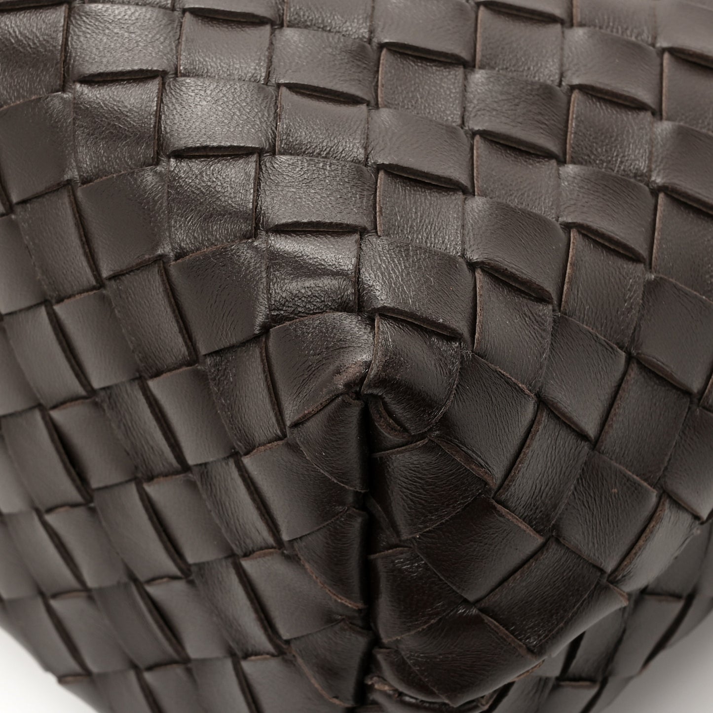 Nappa Intrecciato Medium Andiamo Shoulder Bag Fondant
