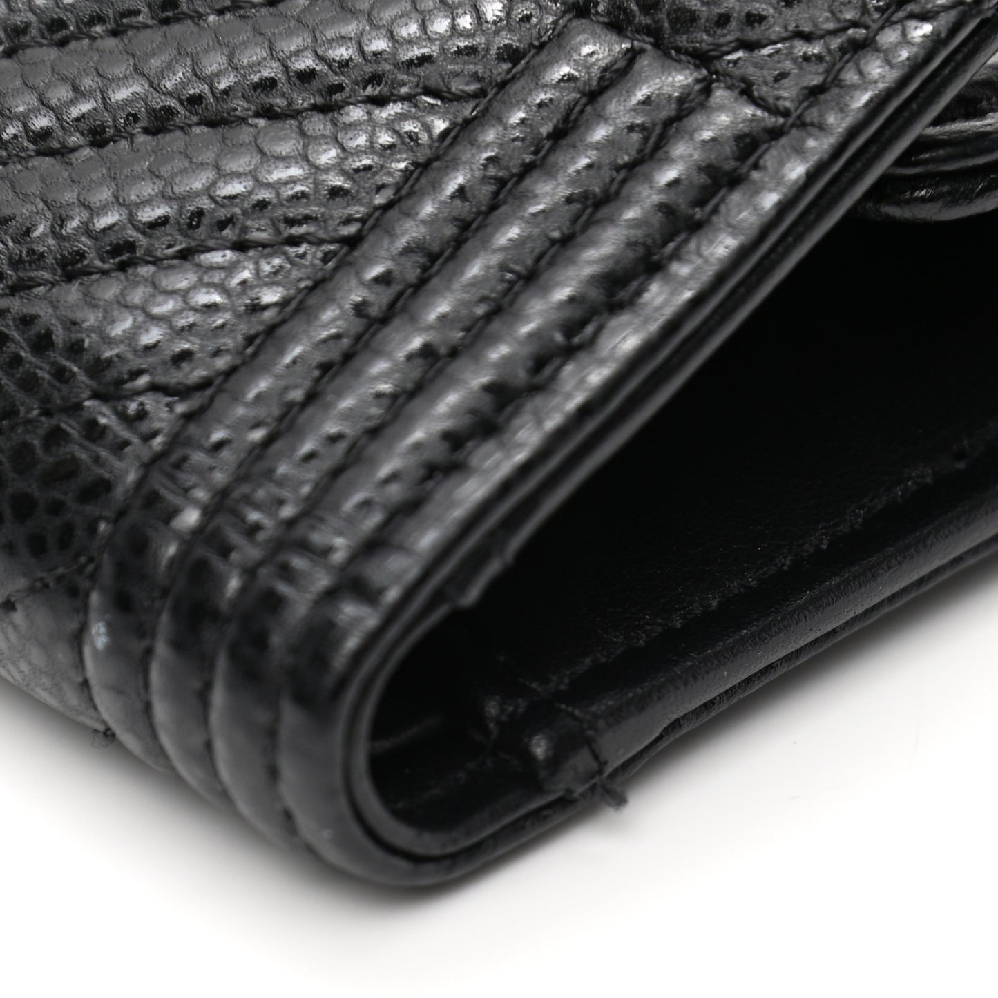 Caviar Chevron Quilted Medium Boy Flap Wallet Black