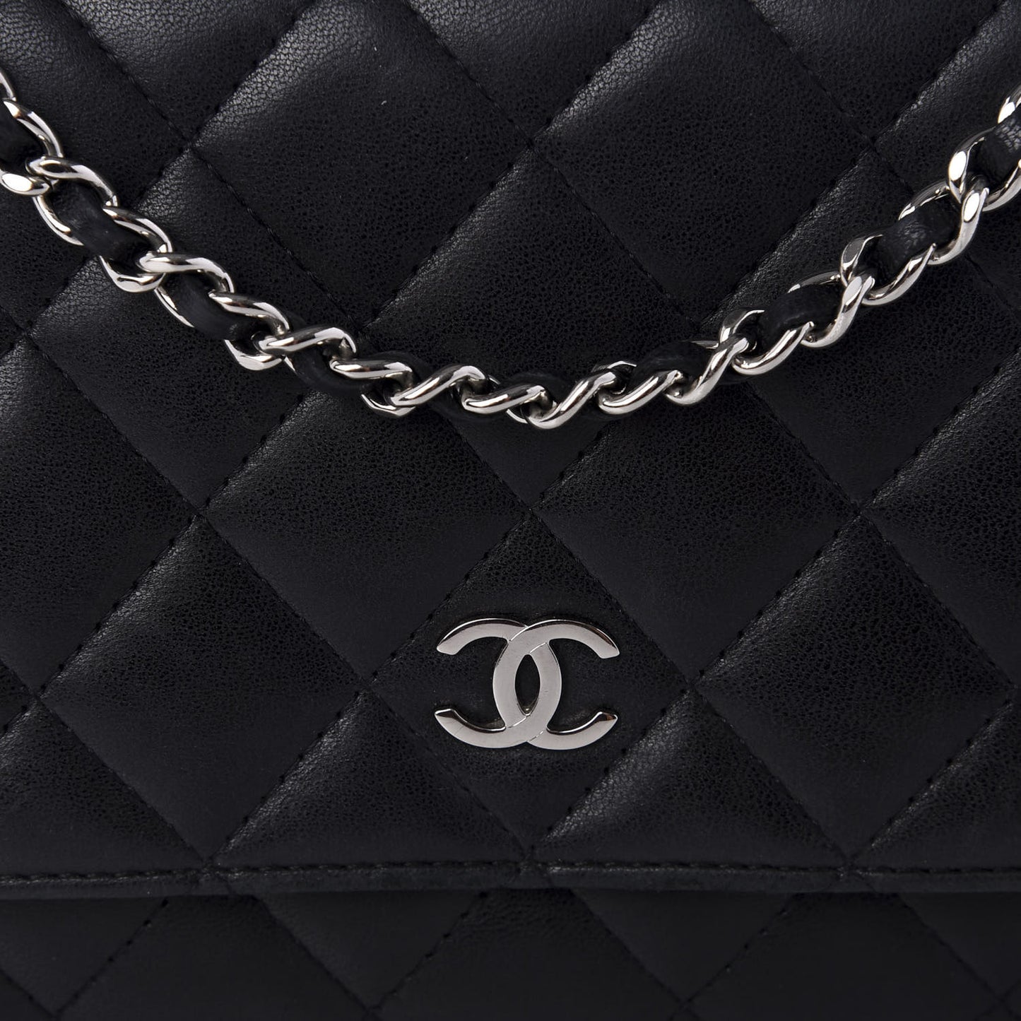 Lambskin Quilted Wallet On Chain WOC Black