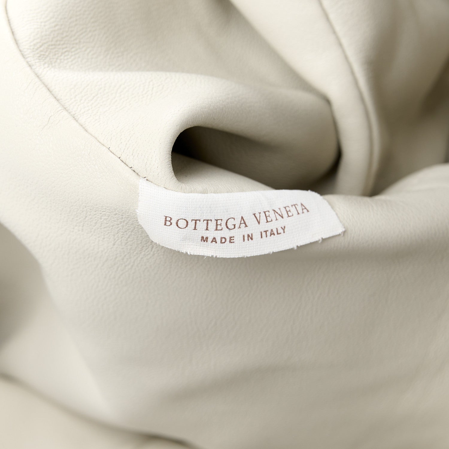 Bottega Veneta Nappa Maxi Intrecciato The Pouch Oversized Clutch Plaster 8 of 11