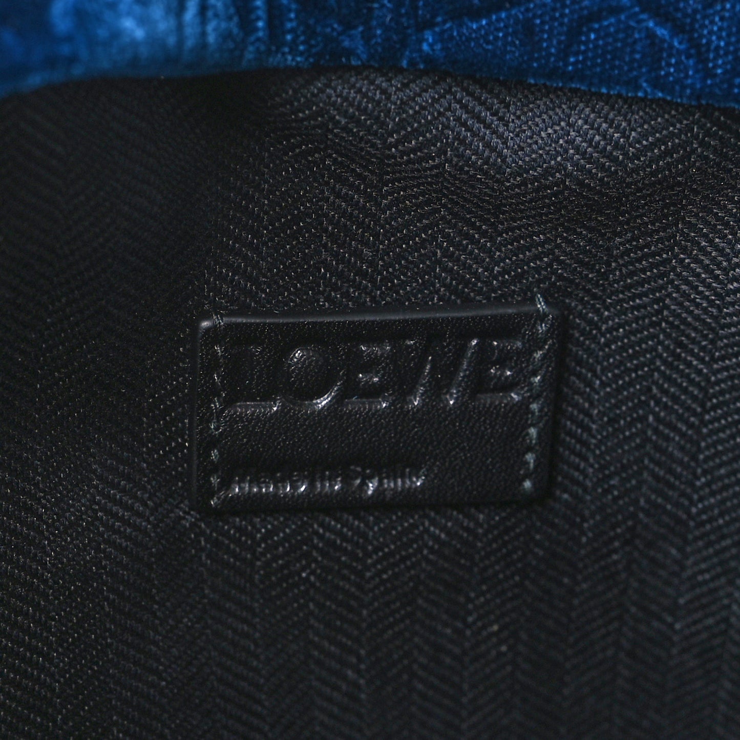 Velvet Repeat T Pouch Blue