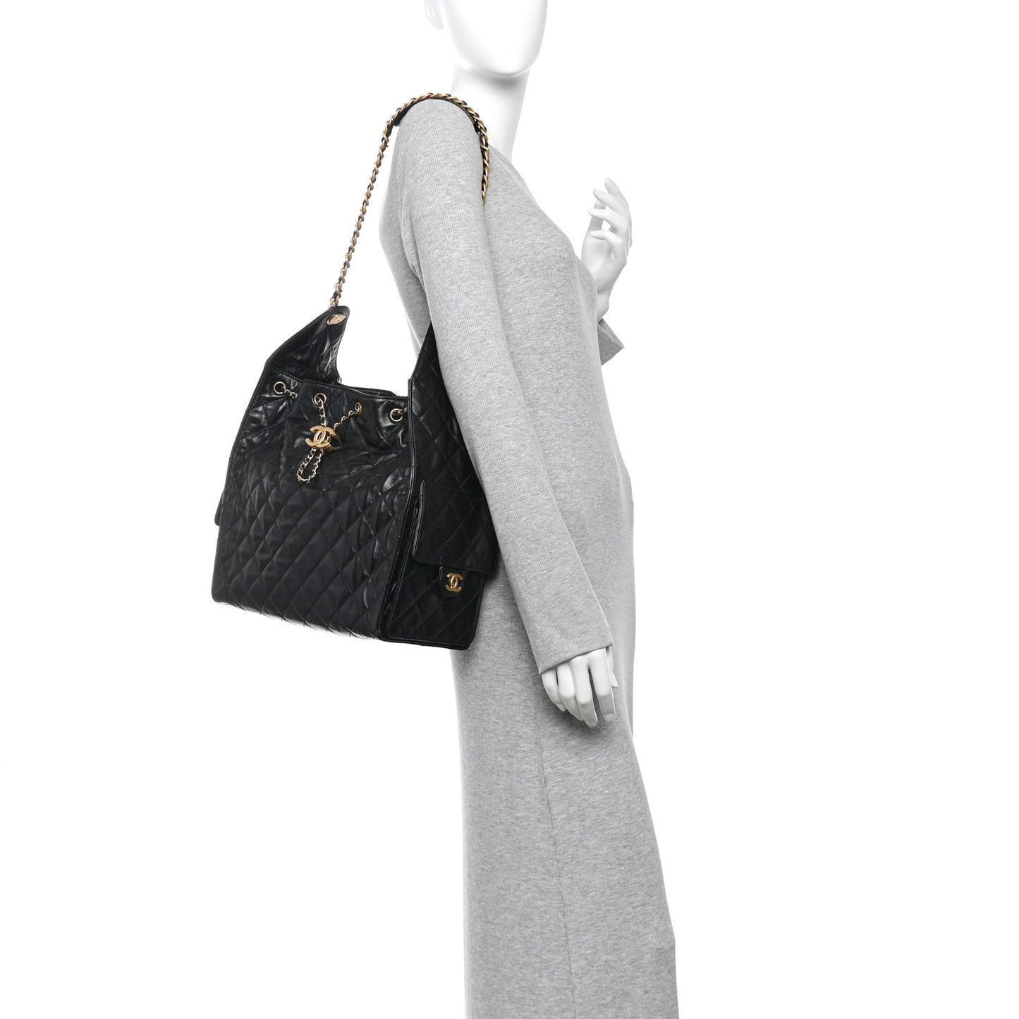 Shiny Crumpled Calfskin Quilted Medium Chanel 25 Handbag Black