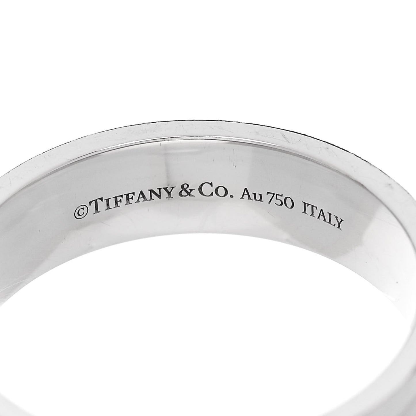 18K White Gold Diamond Wide T Two Ring 60 9