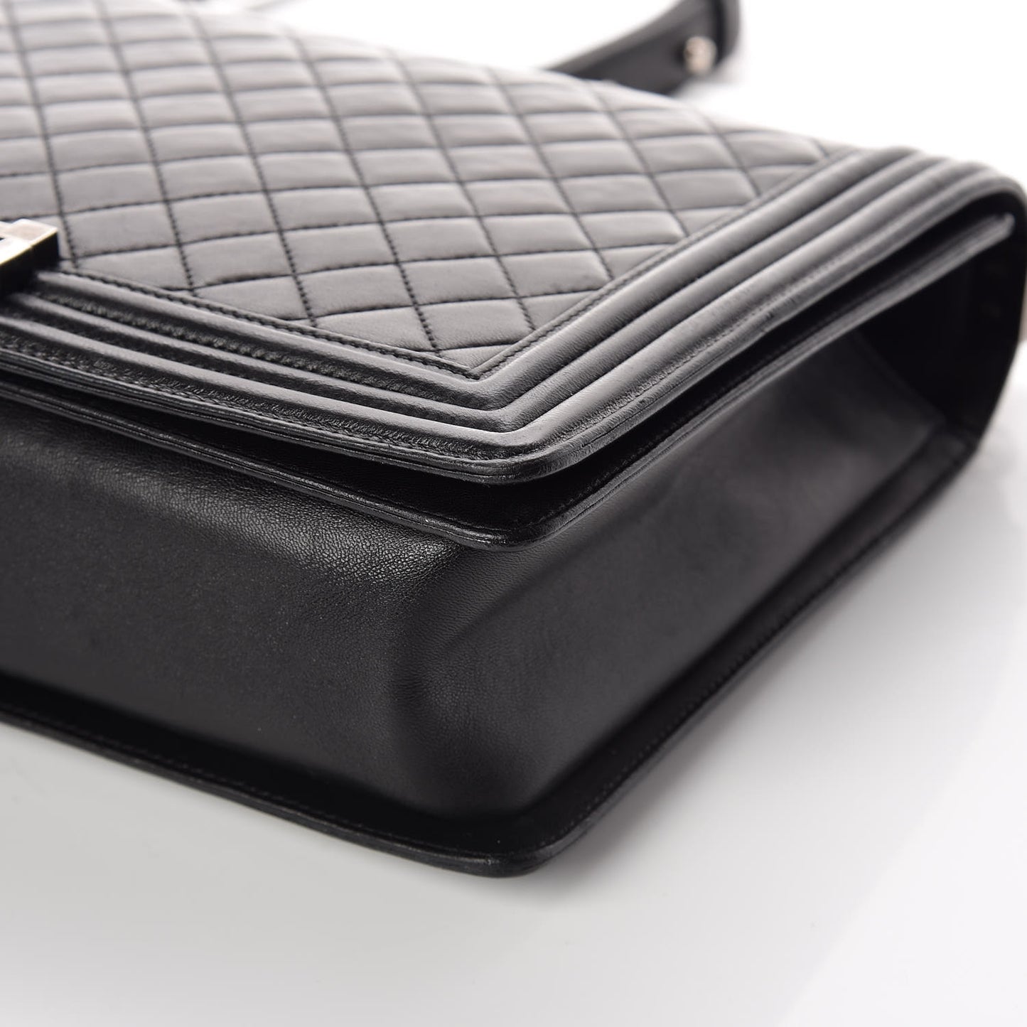 Lambskin Quilted Large Boy Flap Black