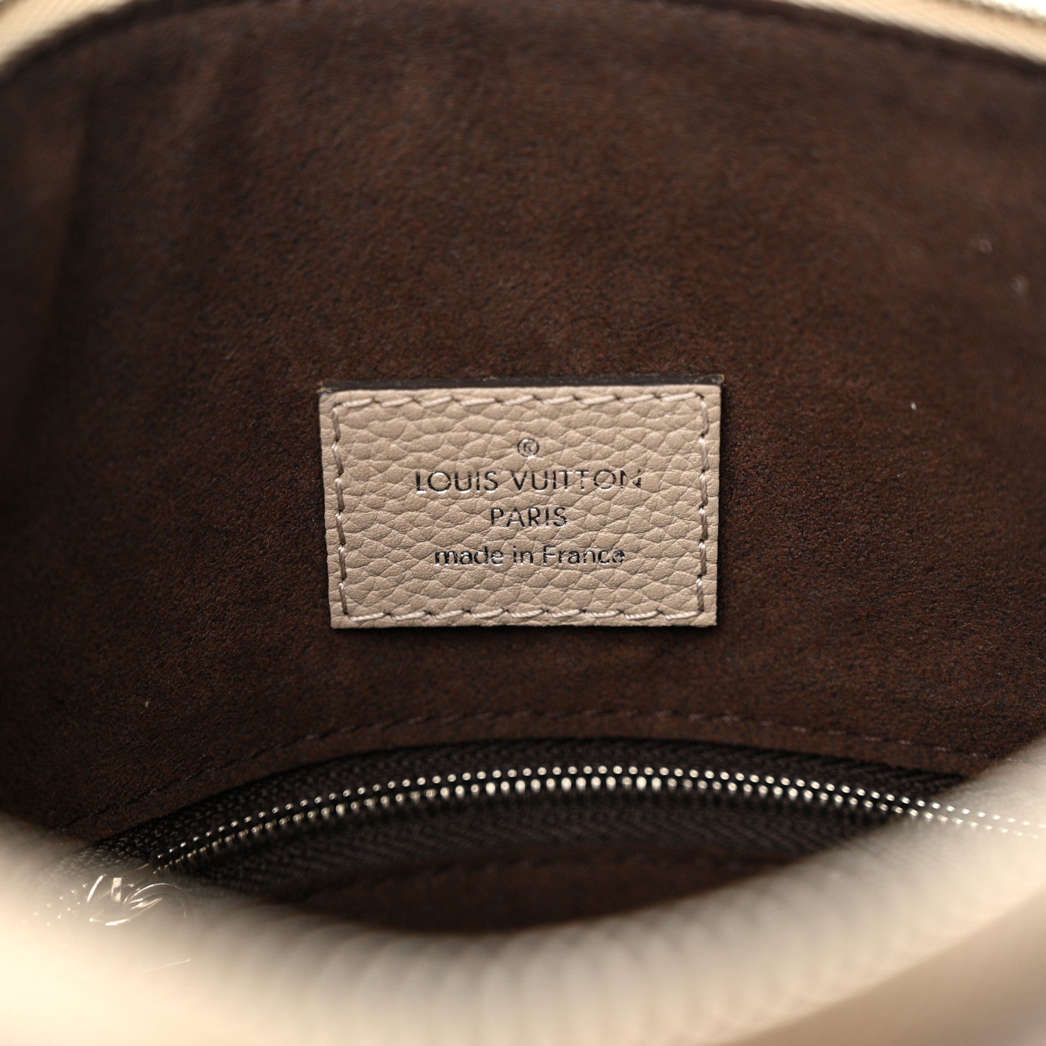 Louis Vuitton Mahina Babylone Chain BB Galet 6 of 9