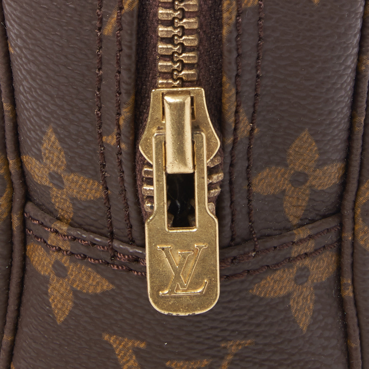 Monogram Trousse Toilette 19