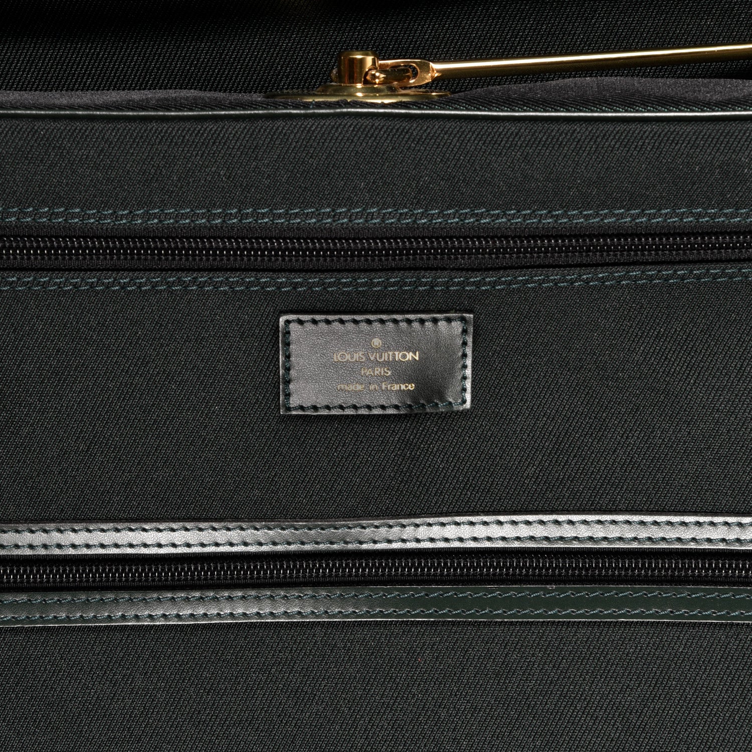Louis Vuitton Taiga Portable Gibeciere Epicea 4 of 15