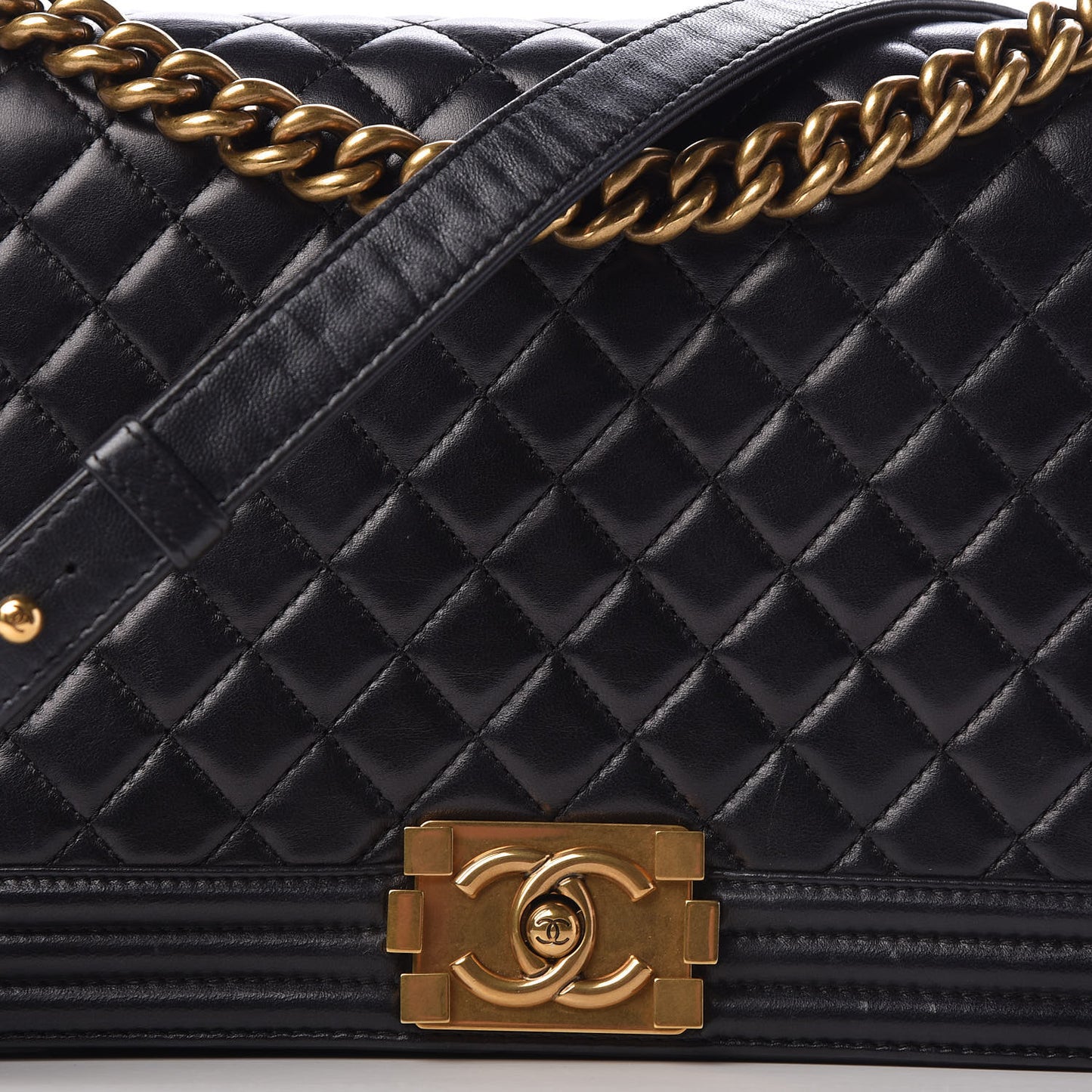 Lambskin Quilted New Medium Boy Flap Black