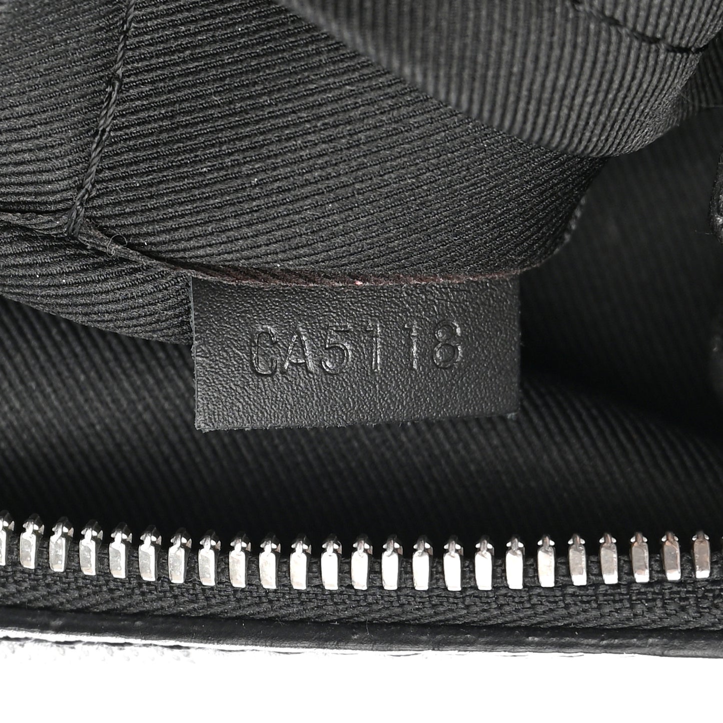 Damier Infini Messenger PM Cosmos