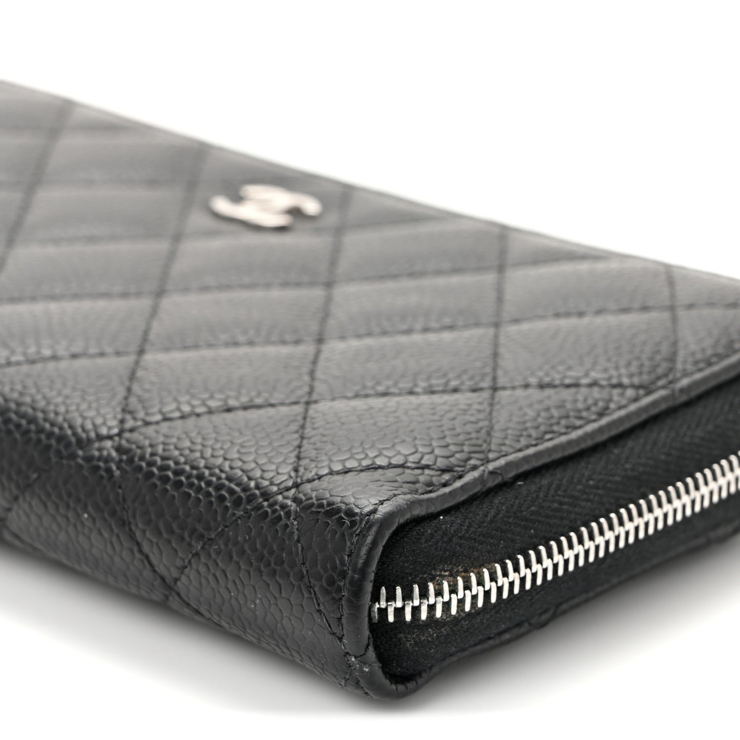 Caviar Quilted Large Gusset Zip Around Wallet Black