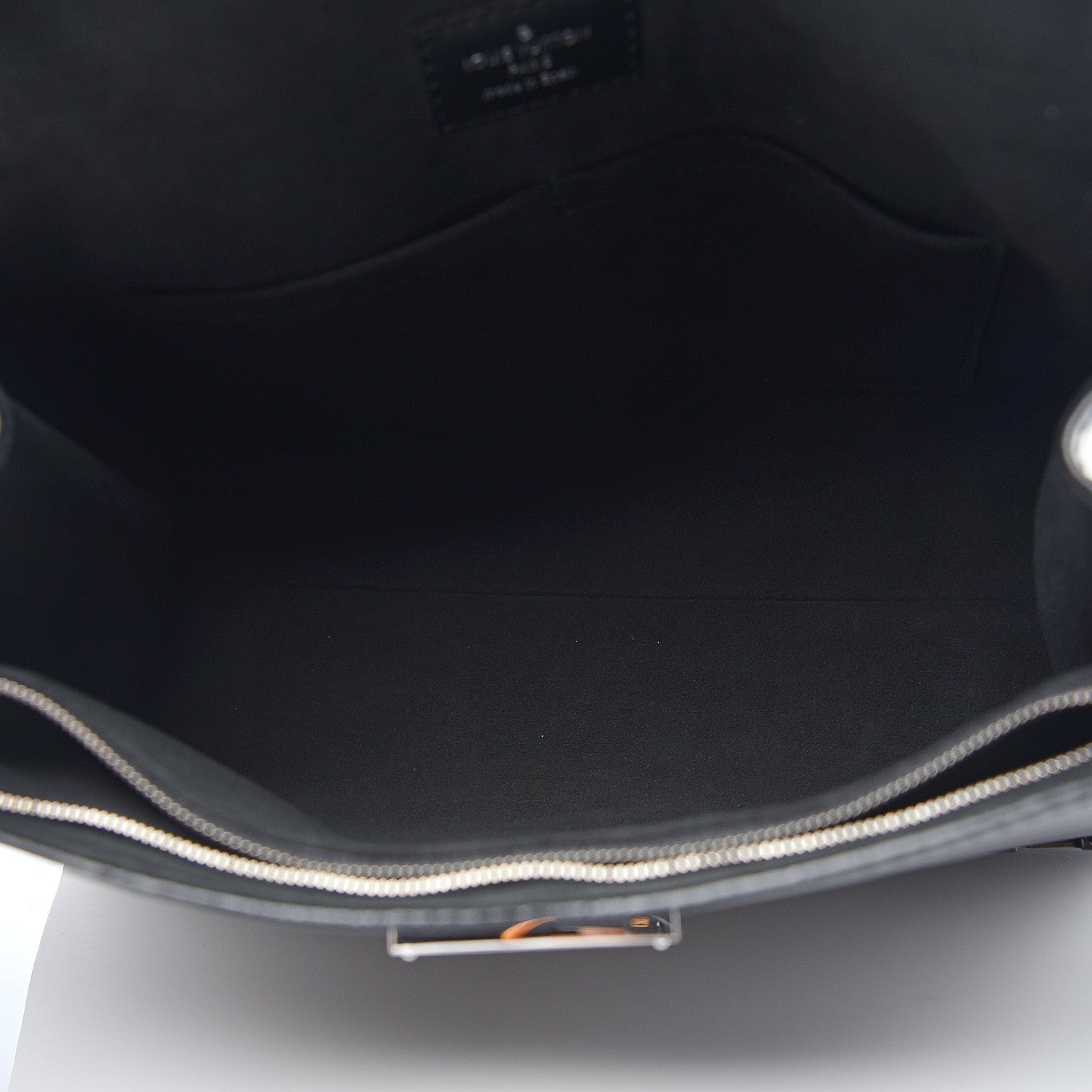 Louis Vuitton Epi Cluny BB Black 4 of 8