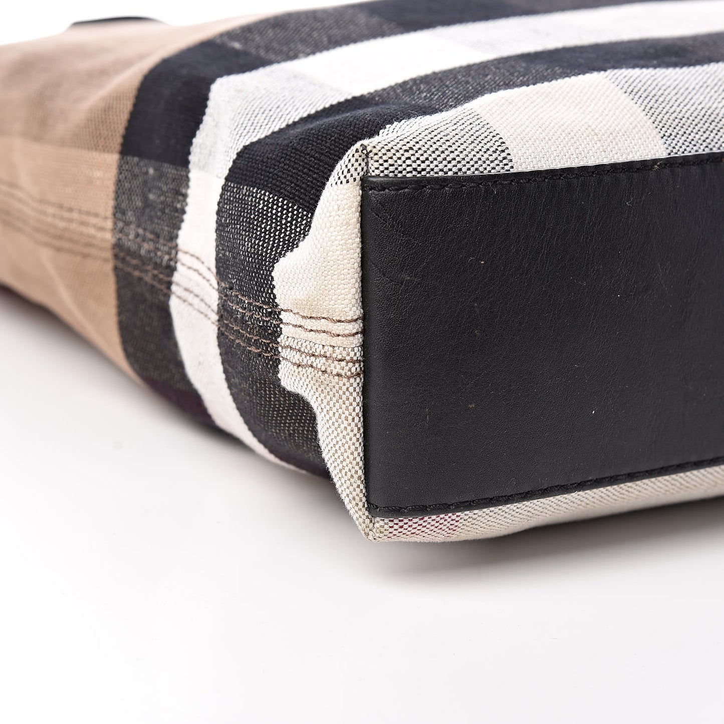 Canvas Mega Check Medium Tottenham Brit Tote Black