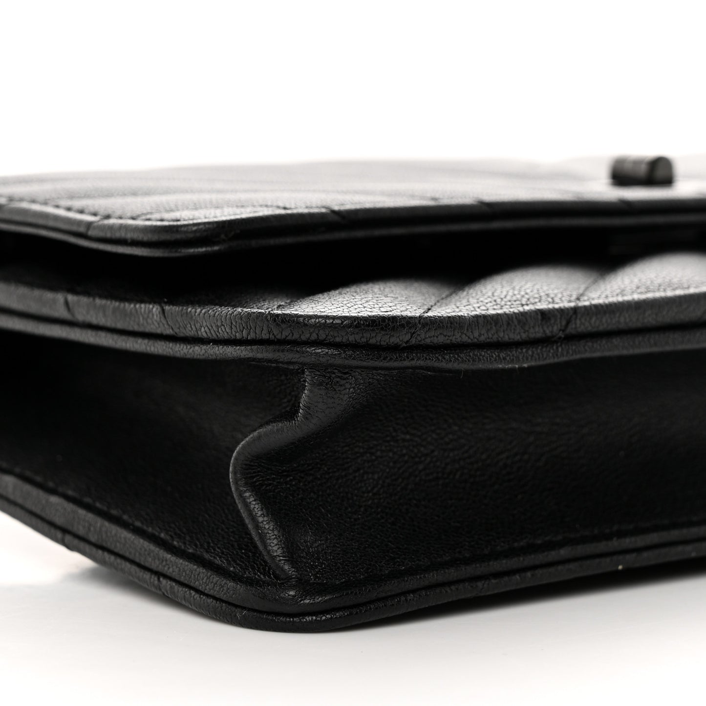 Sheepskin Chevron Reissue Wallet On Chain WOC So Black