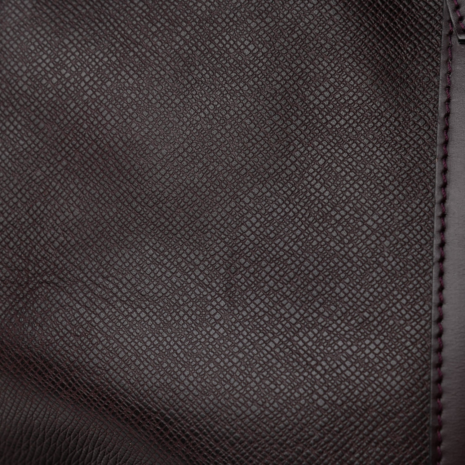 Louis Vuitton Taiga Kendall PM Acajou 13 of 17