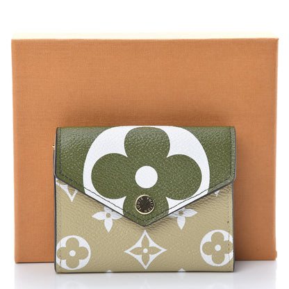 Louis Vuitton Monogram Giant Zoe Wallet Kaki 8 of 8