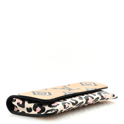 Louis Vuitton Monogram Giant Wild At Heart Sunglasses Case Arizona 4 of 6