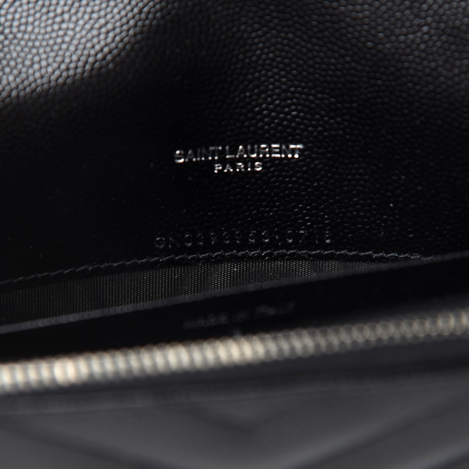 Saint Laurent Grain De Poudre Matelasse Chevron Monogram Envelope Chain Wallet Pearl White Black 9 of 10