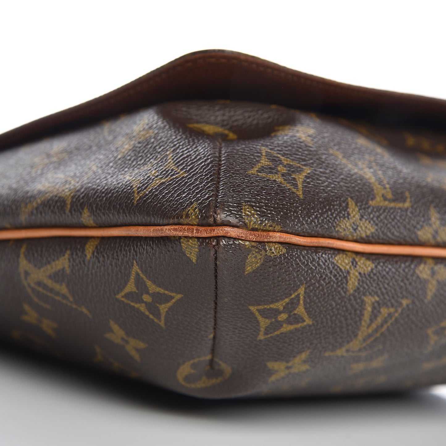 Monogram Musette GM