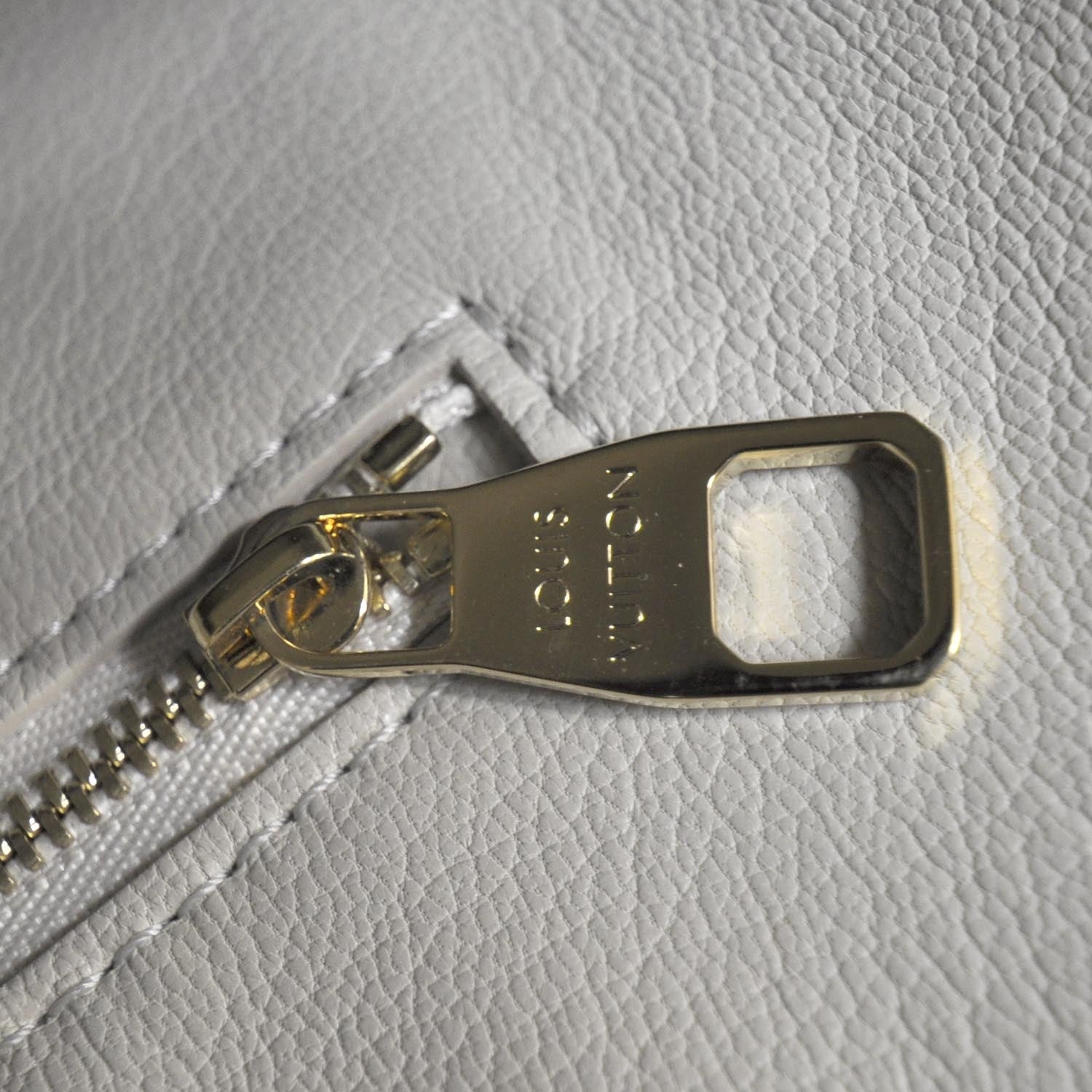 Louis Vuitton Monogram Fetish Lockit Voyage 9 of 10