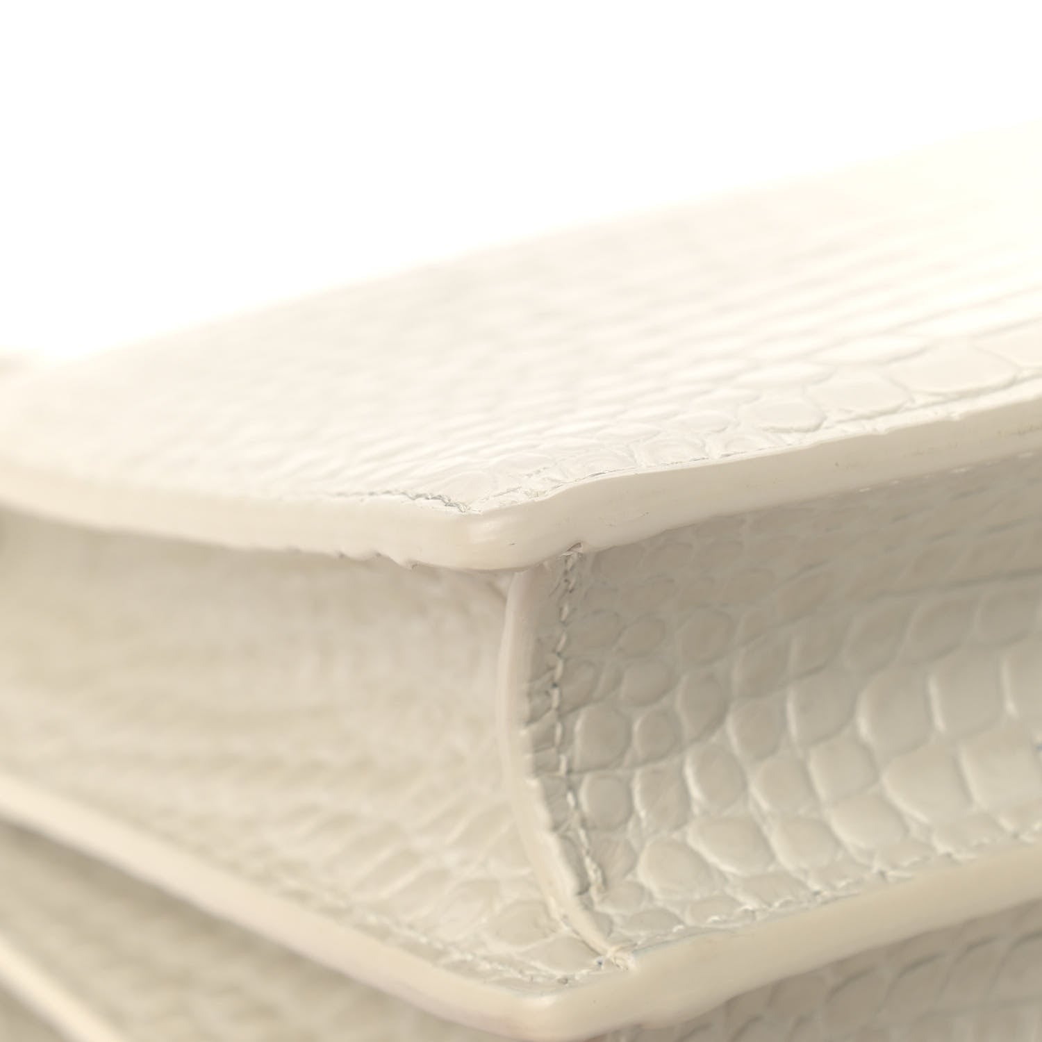 Saint Laurent Calfskin Crocodile Embossed Medium Monogram Sunset Blanc Vintage 9 of 12