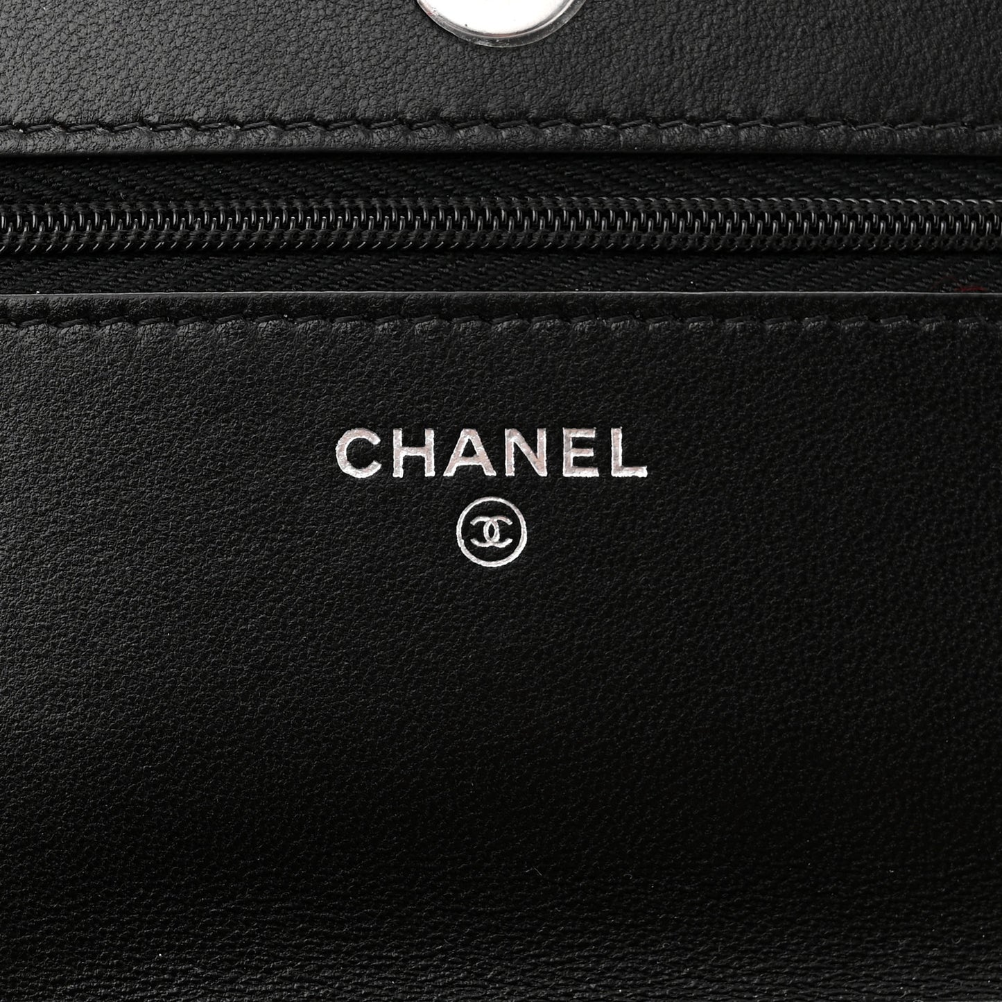 Lambskin Quilted Wallet On Chain WOC Black